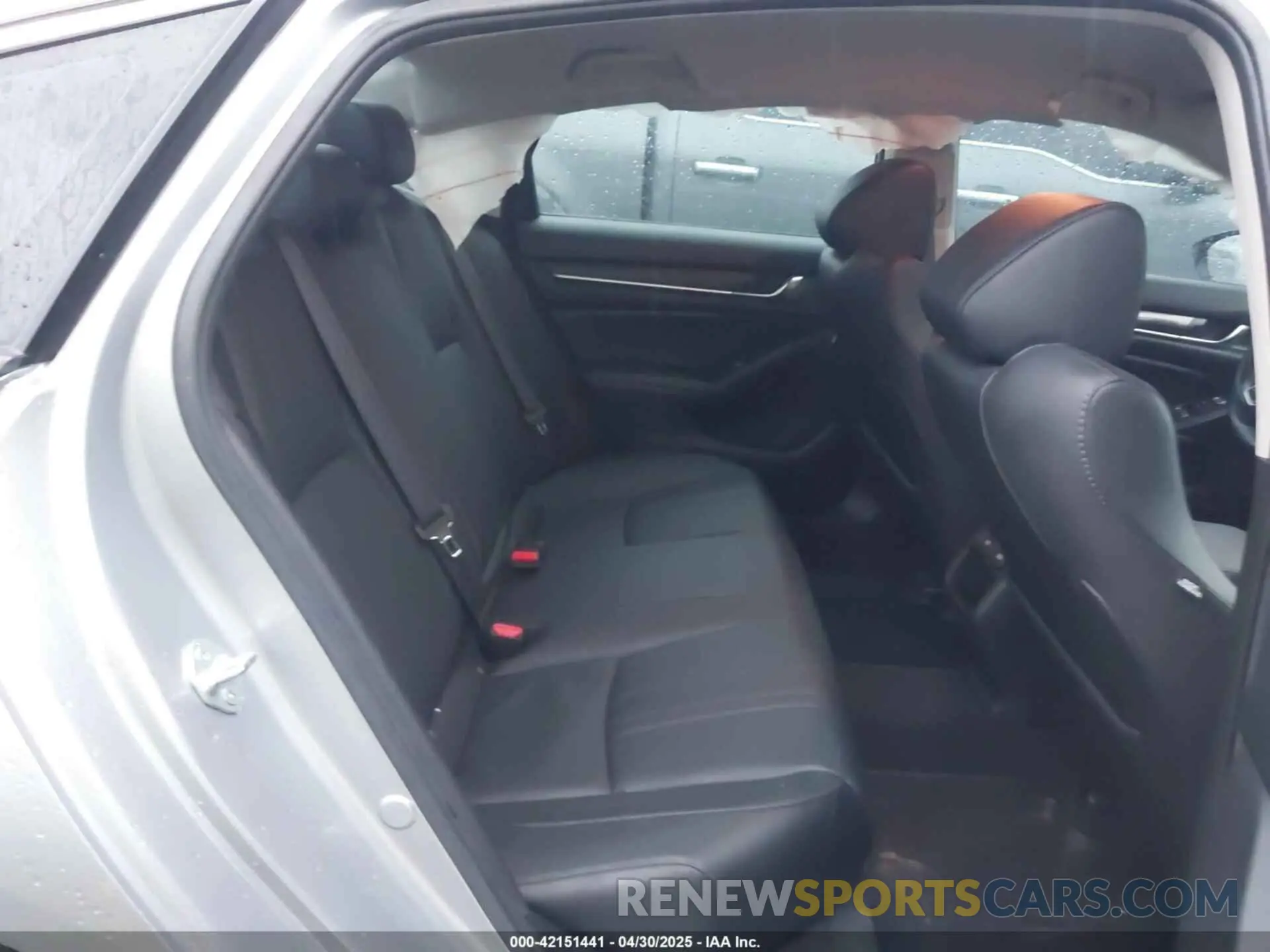 8 Photograph of a damaged car 1HGCV1F41MA012268 HONDA ACCORD 2021