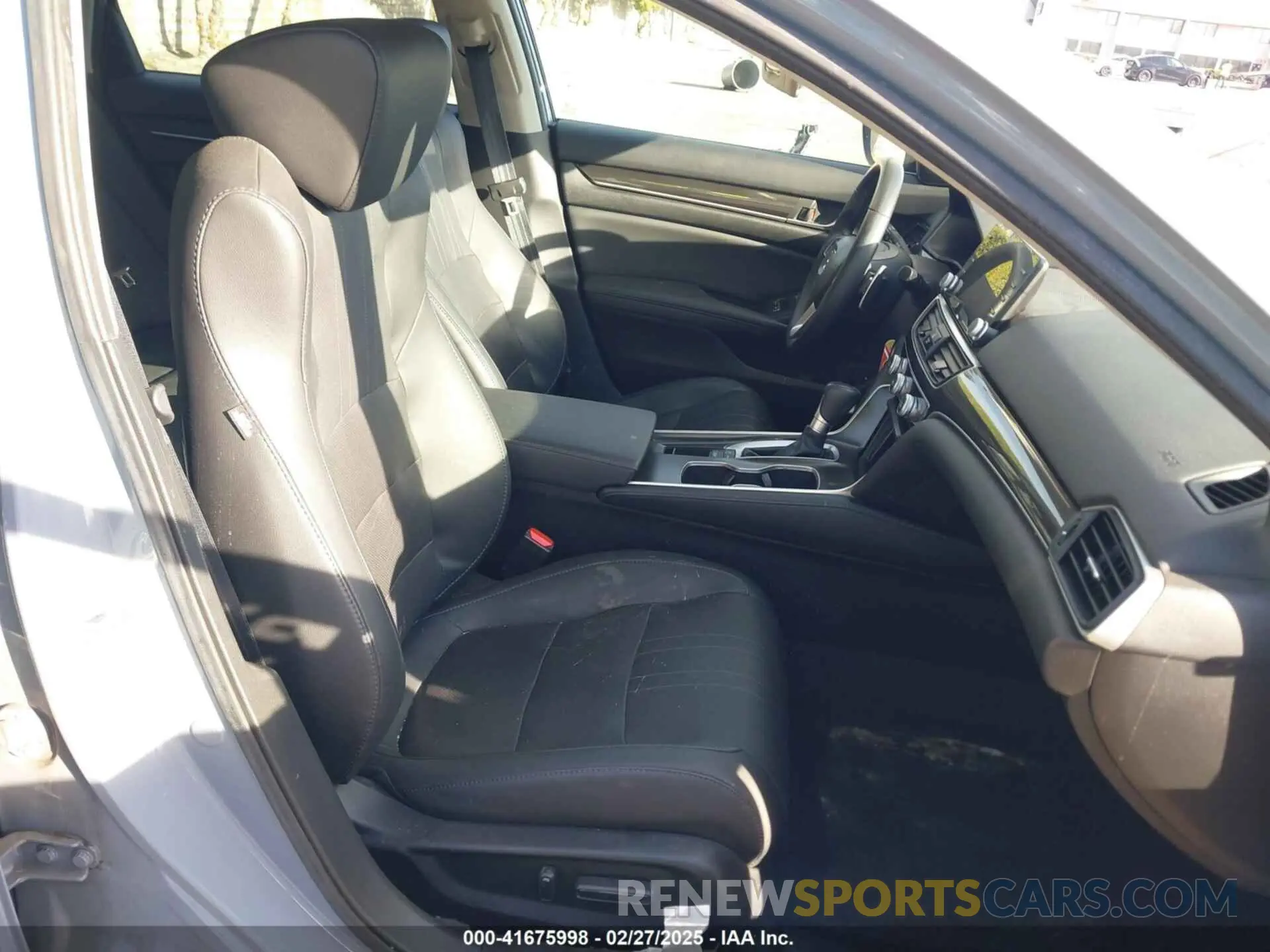 5 Photograph of a damaged car 1HGCV1F41MA040426 HONDA ACCORD 2021