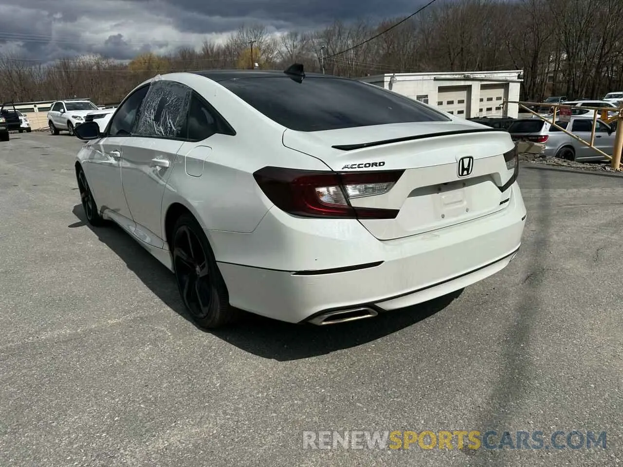 2 Фотография поврежденного автомобиля 1HGCV1F42MA023697 HONDA ACCORD 2021
