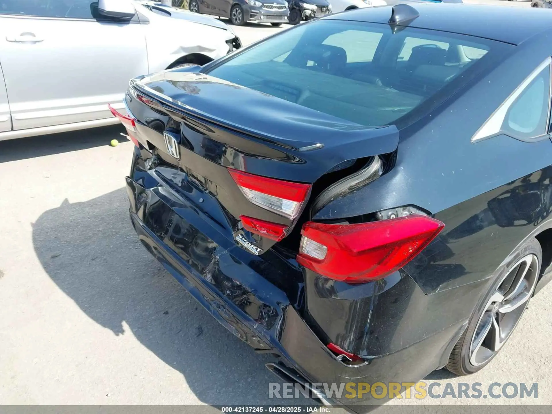 6 Фотография поврежденного автомобиля 1HGCV1F42MA043156 HONDA ACCORD 2021