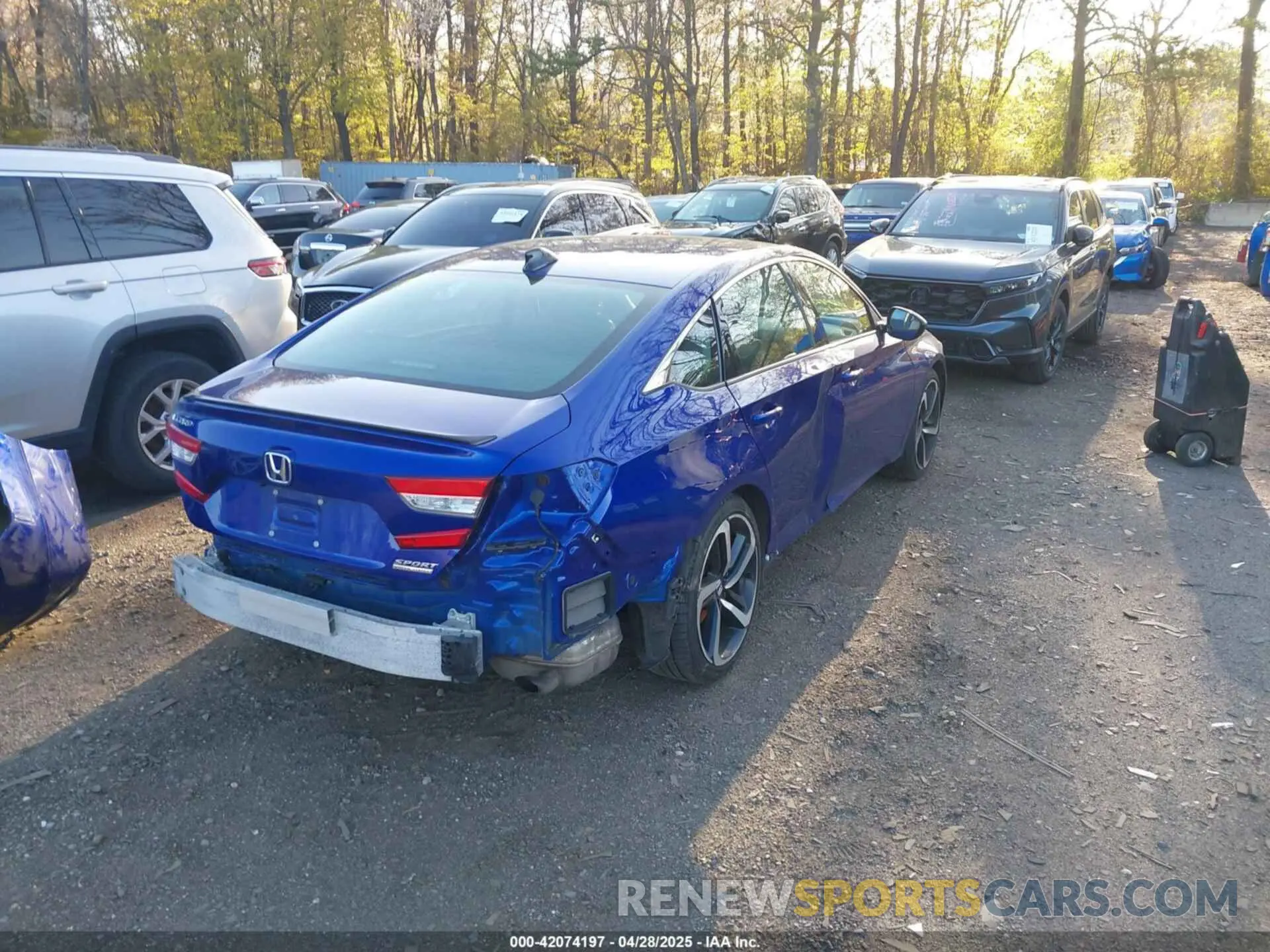 4 Фотография поврежденного автомобиля 1HGCV1F42MA112251 HONDA ACCORD 2021