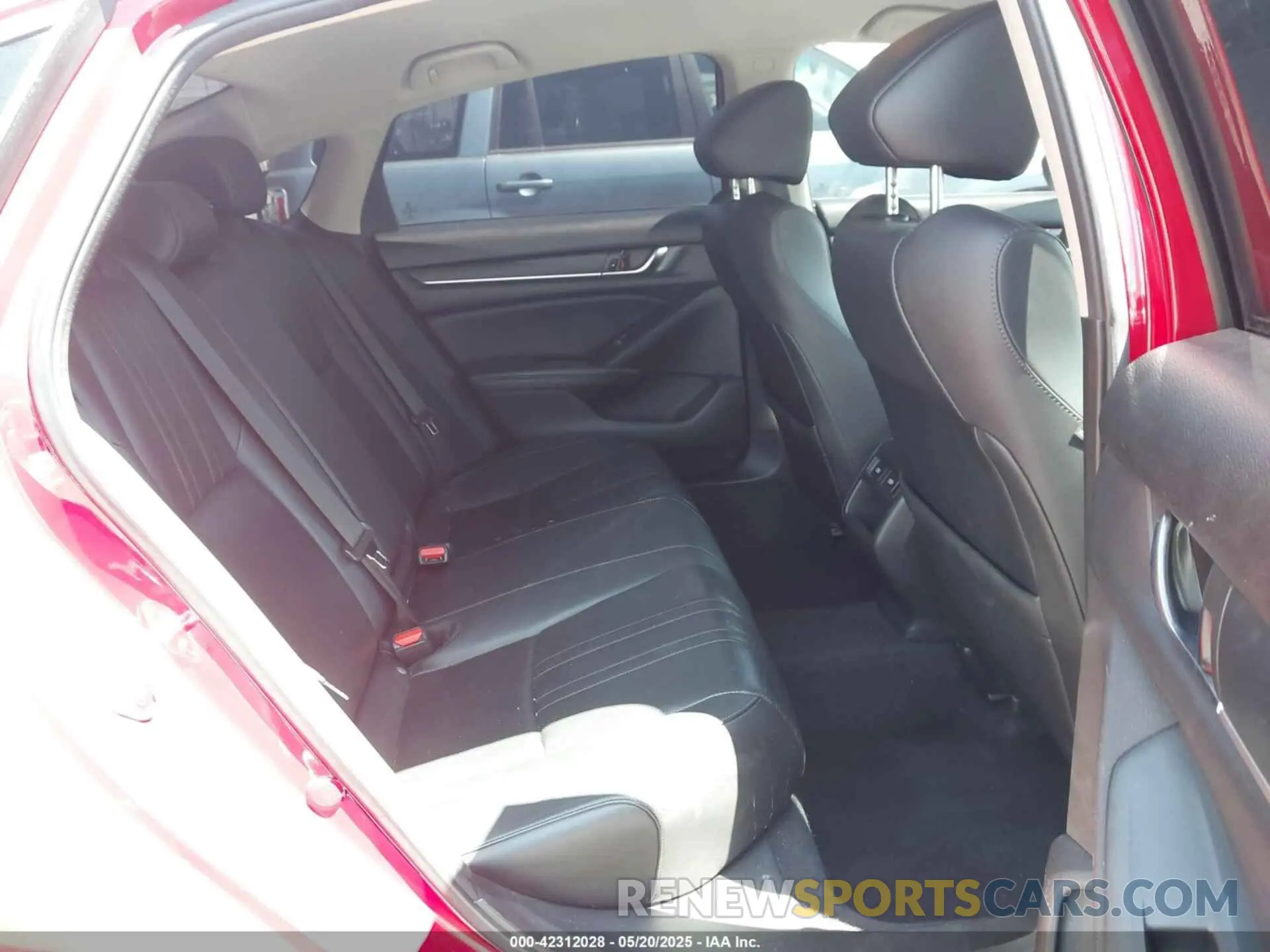 8 Photograph of a damaged car 1HGCV1F46MA062695 HONDA ACCORD 2021
