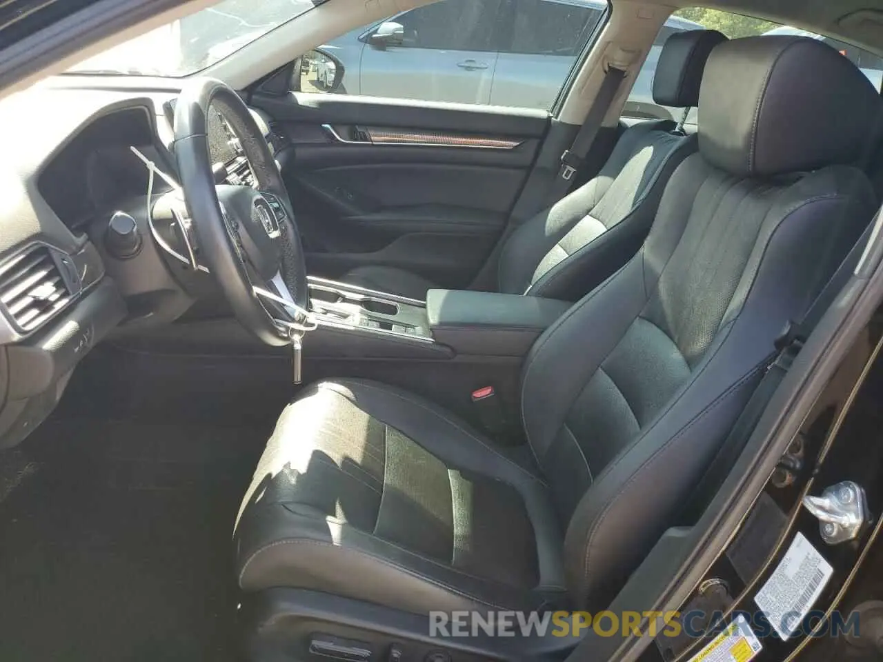7 Photograph of a damaged car 1HGCV1F46MA073762 HONDA ACCORD 2021