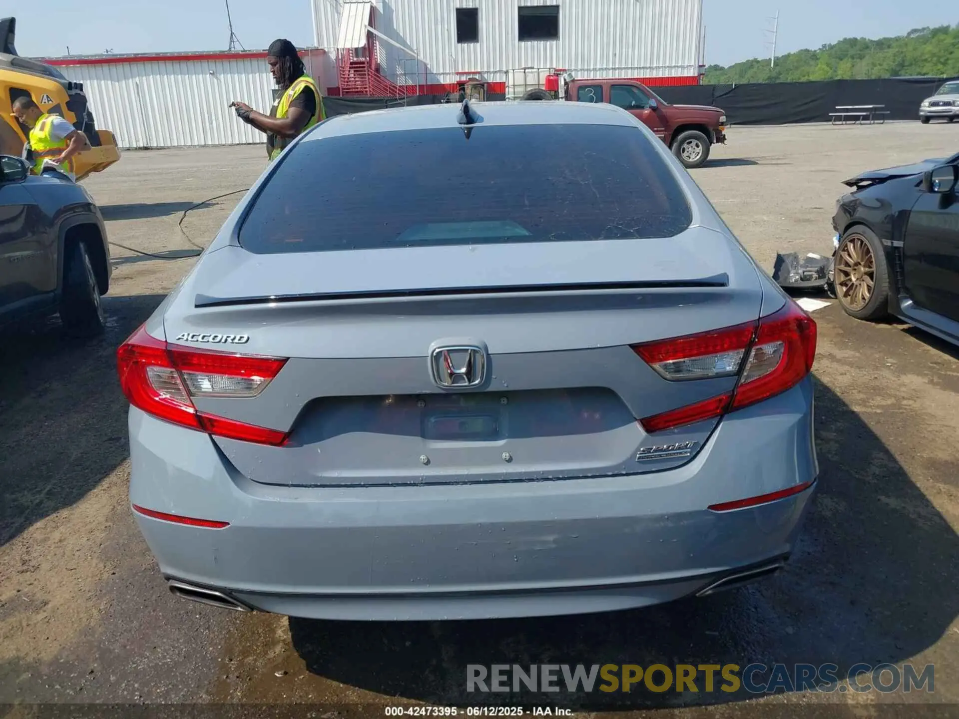 16 Photograph of a damaged car 1HGCV1F46MA118361 HONDA ACCORD 2021