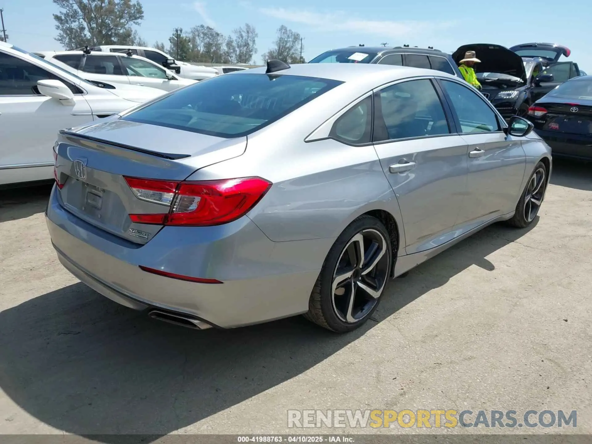 4 Фотография поврежденного автомобиля 1HGCV1F48MA010047 HONDA ACCORD 2021