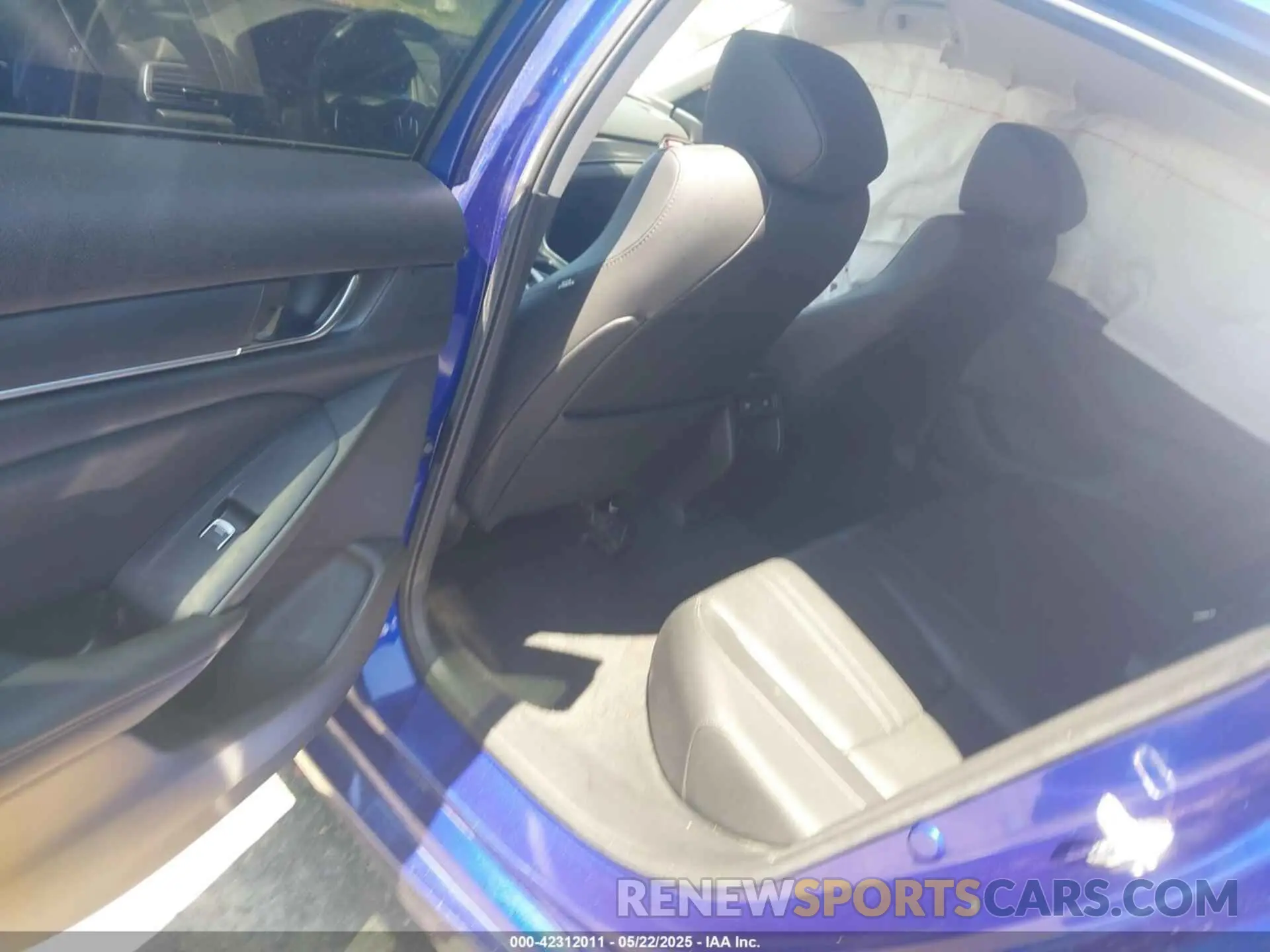 8 Photograph of a damaged car 1HGCV1F49MA040075 HONDA ACCORD 2021