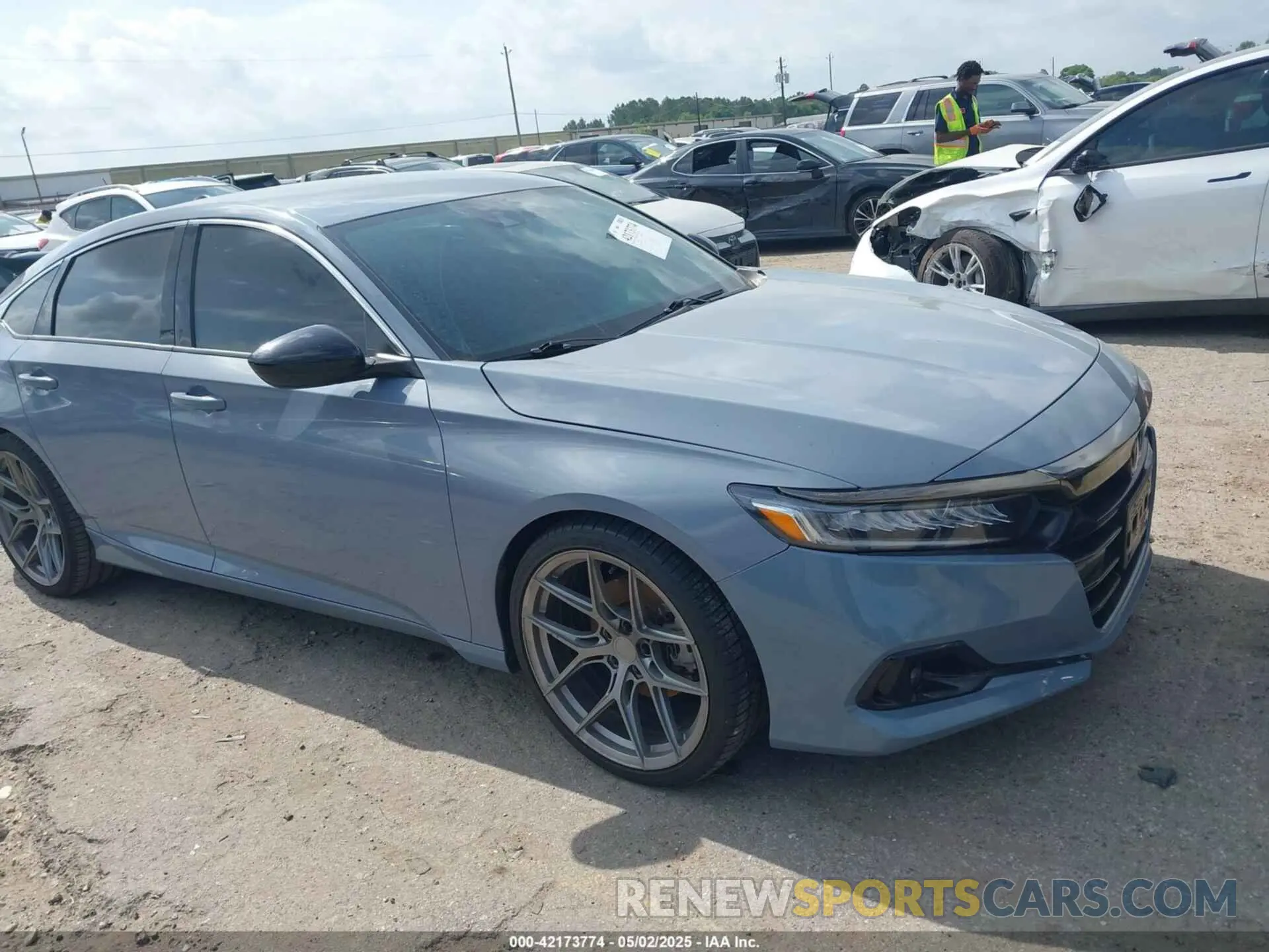 1 Photograph of a damaged car 1HGCV1F4XMA010857 HONDA ACCORD 2021