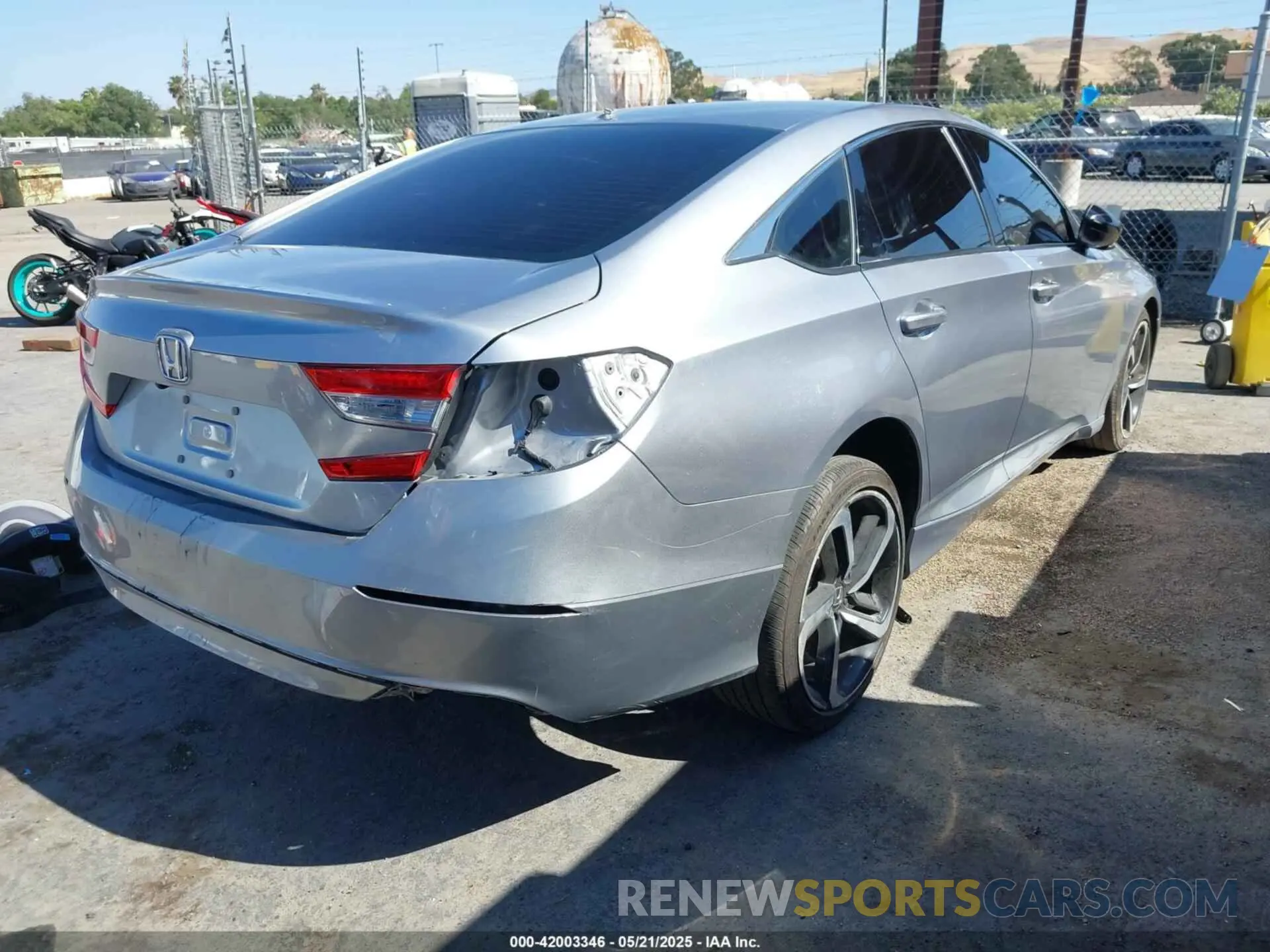 4 Photograph of a damaged car 1HGCV1F4XMA041705 HONDA ACCORD 2021