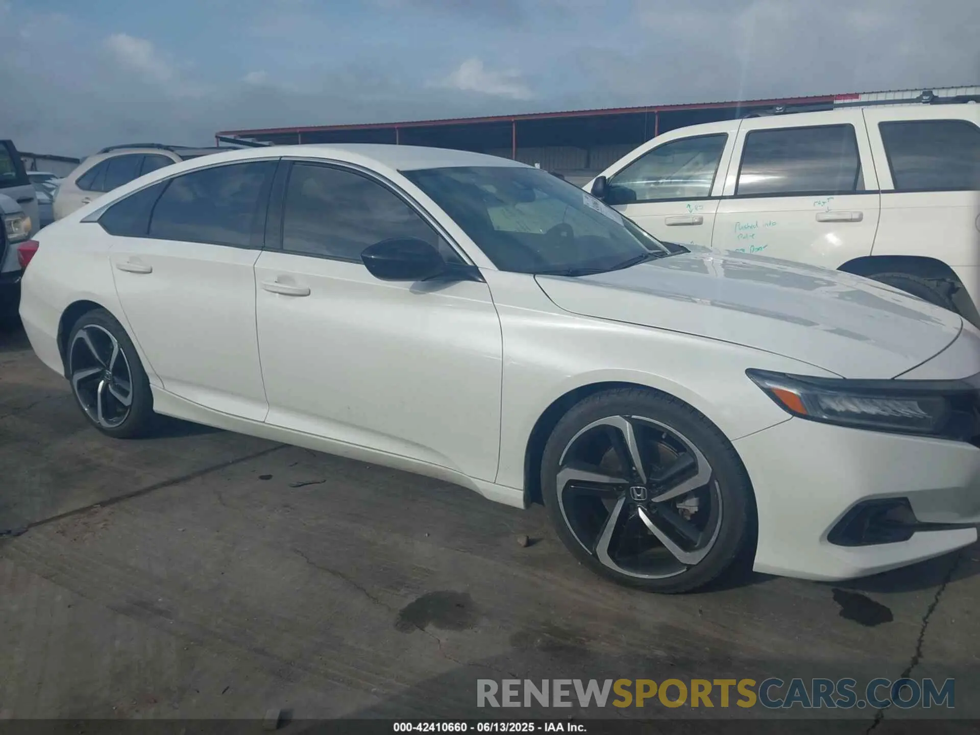 13 Photograph of a damaged car 1HGCV1F4XMA112403 HONDA ACCORD 2021