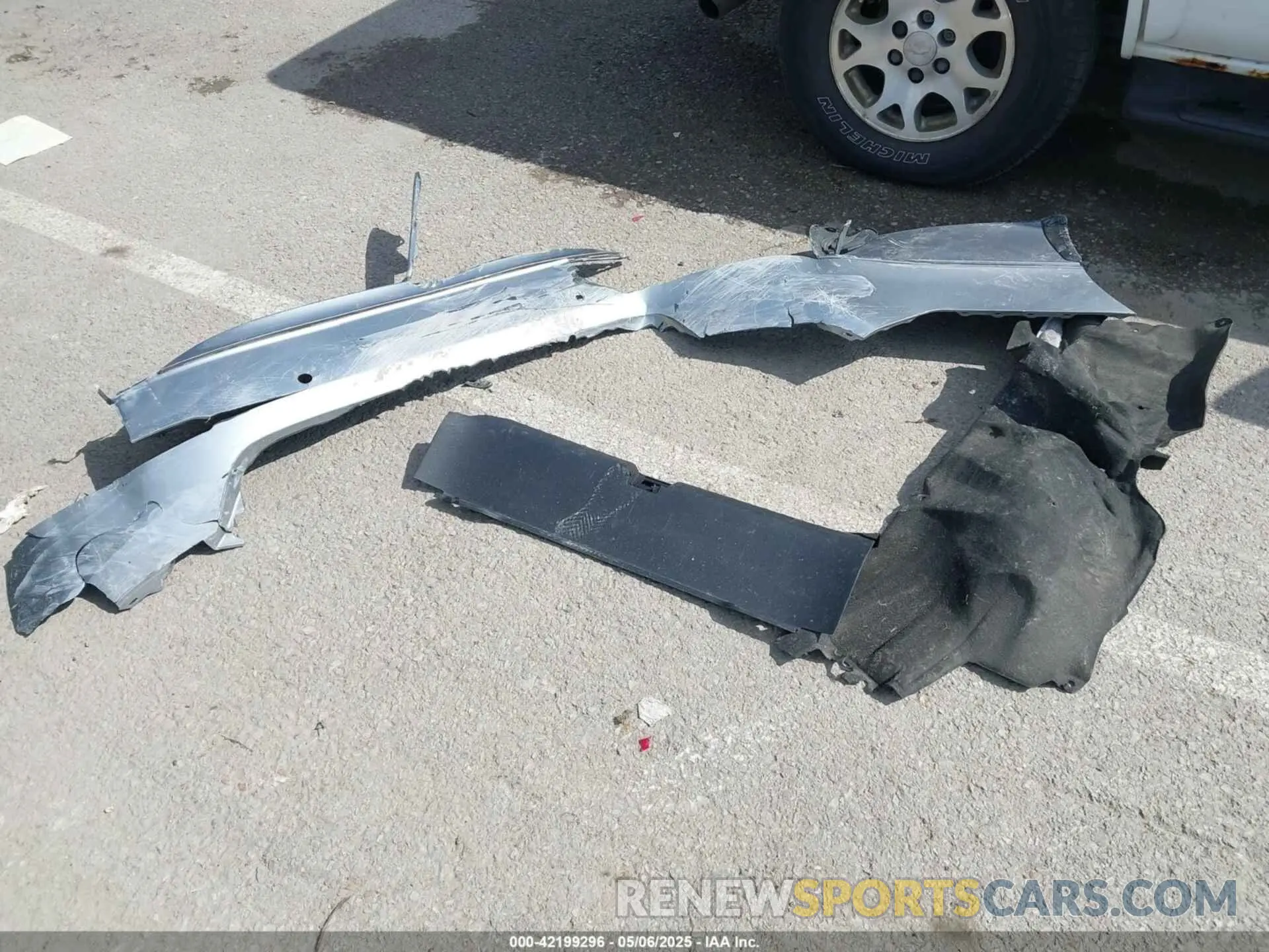 12 Photograph of a damaged car 1HGCV1F50MA090405 HONDA ACCORD 2021