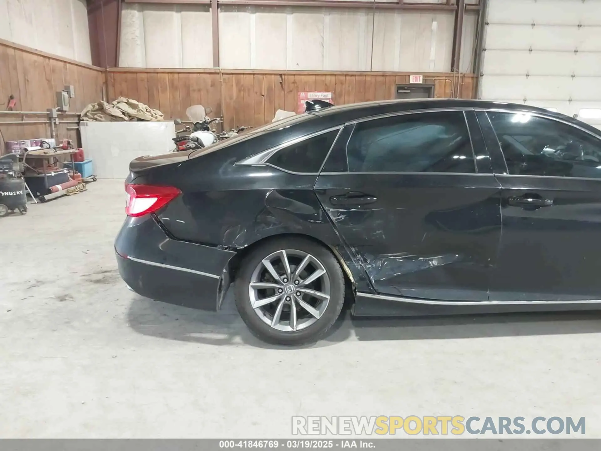 6 Photograph of a damaged car 1HGCV1F51MA016300 HONDA ACCORD 2021
