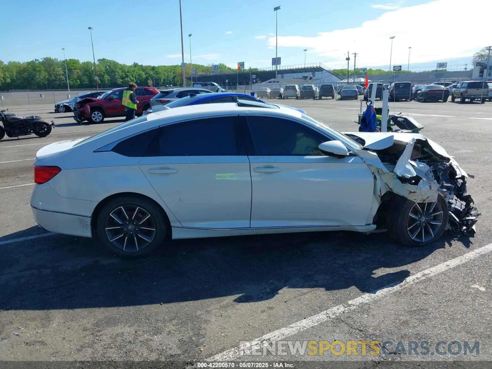 13 Фотография поврежденного автомобиля 1HGCV1F51MA072012 HONDA ACCORD 2021