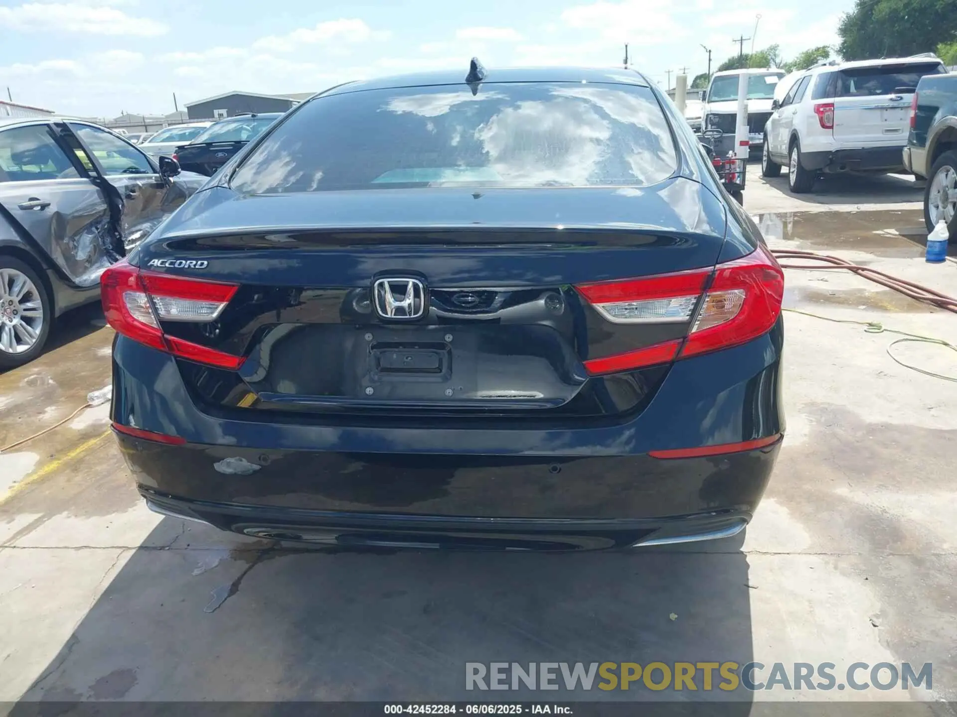 16 Фотография поврежденного автомобиля 1HGCV1F54MA002326 HONDA ACCORD 2021