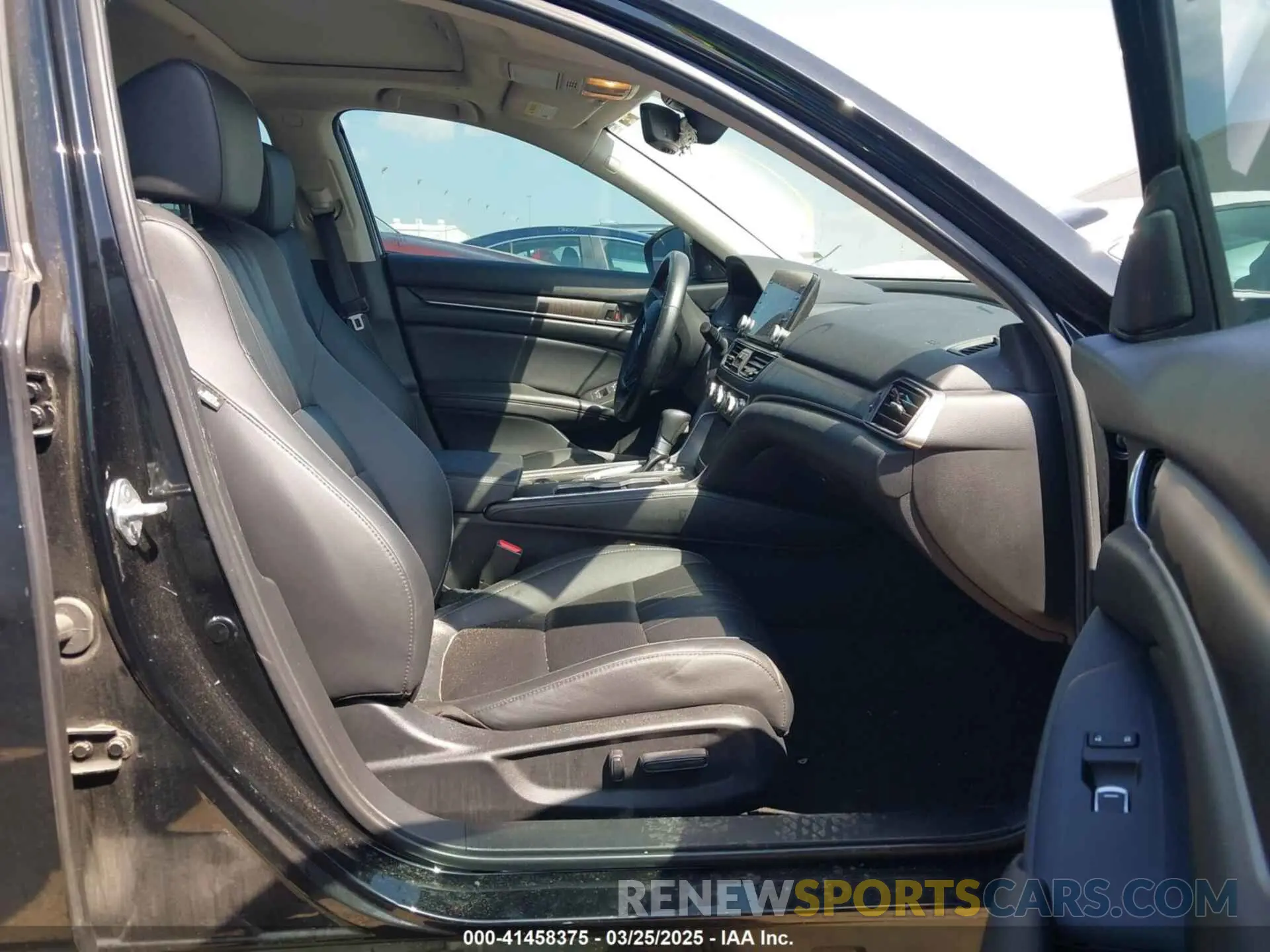 5 Photograph of a damaged car 1HGCV1F54MA050652 HONDA ACCORD 2021