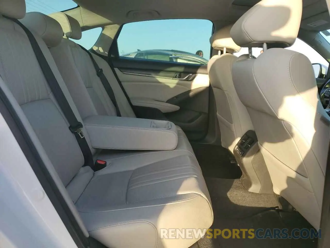 10 Photograph of a damaged car 1HGCV1F54MA110090 HONDA ACCORD 2021