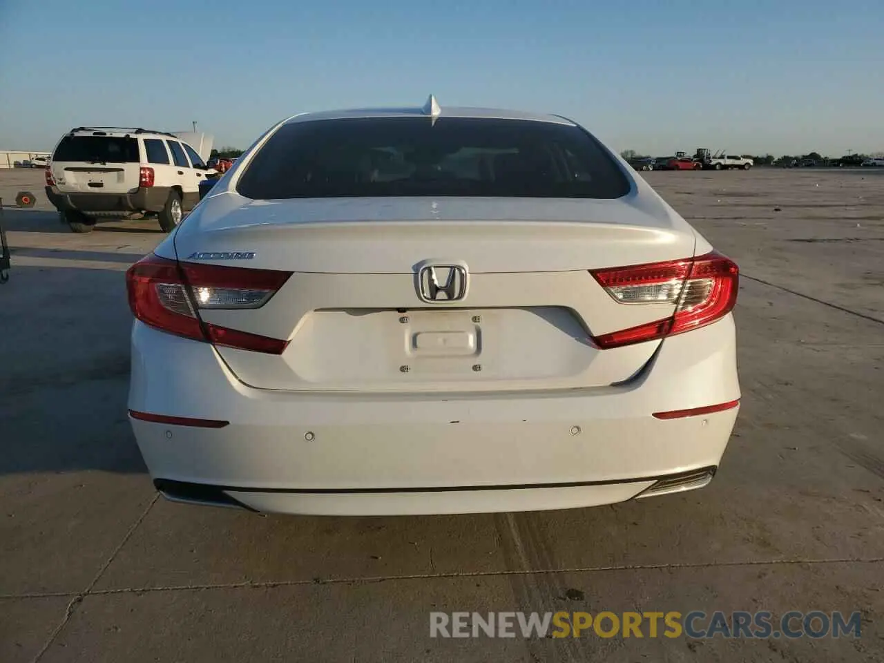 6 Photograph of a damaged car 1HGCV1F54MA110090 HONDA ACCORD 2021