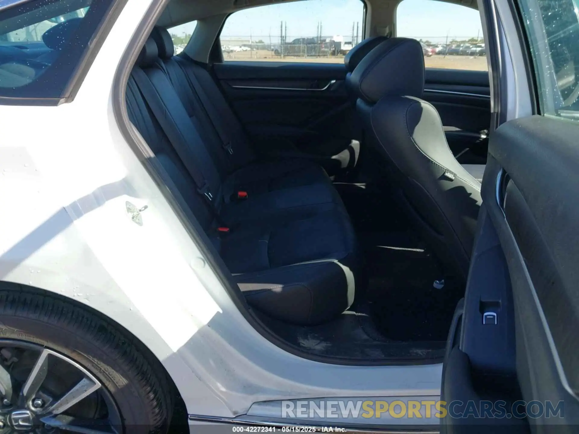8 Photograph of a damaged car 1HGCV1F57MA016026 HONDA ACCORD 2021