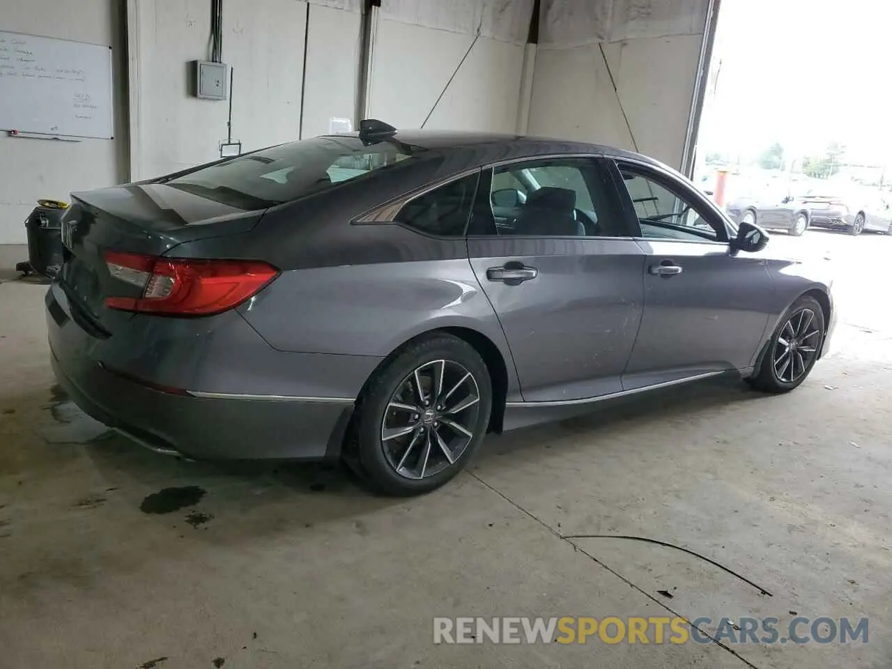 3 Фотография поврежденного автомобиля 1HGCV1F58MA042215 HONDA ACCORD 2021