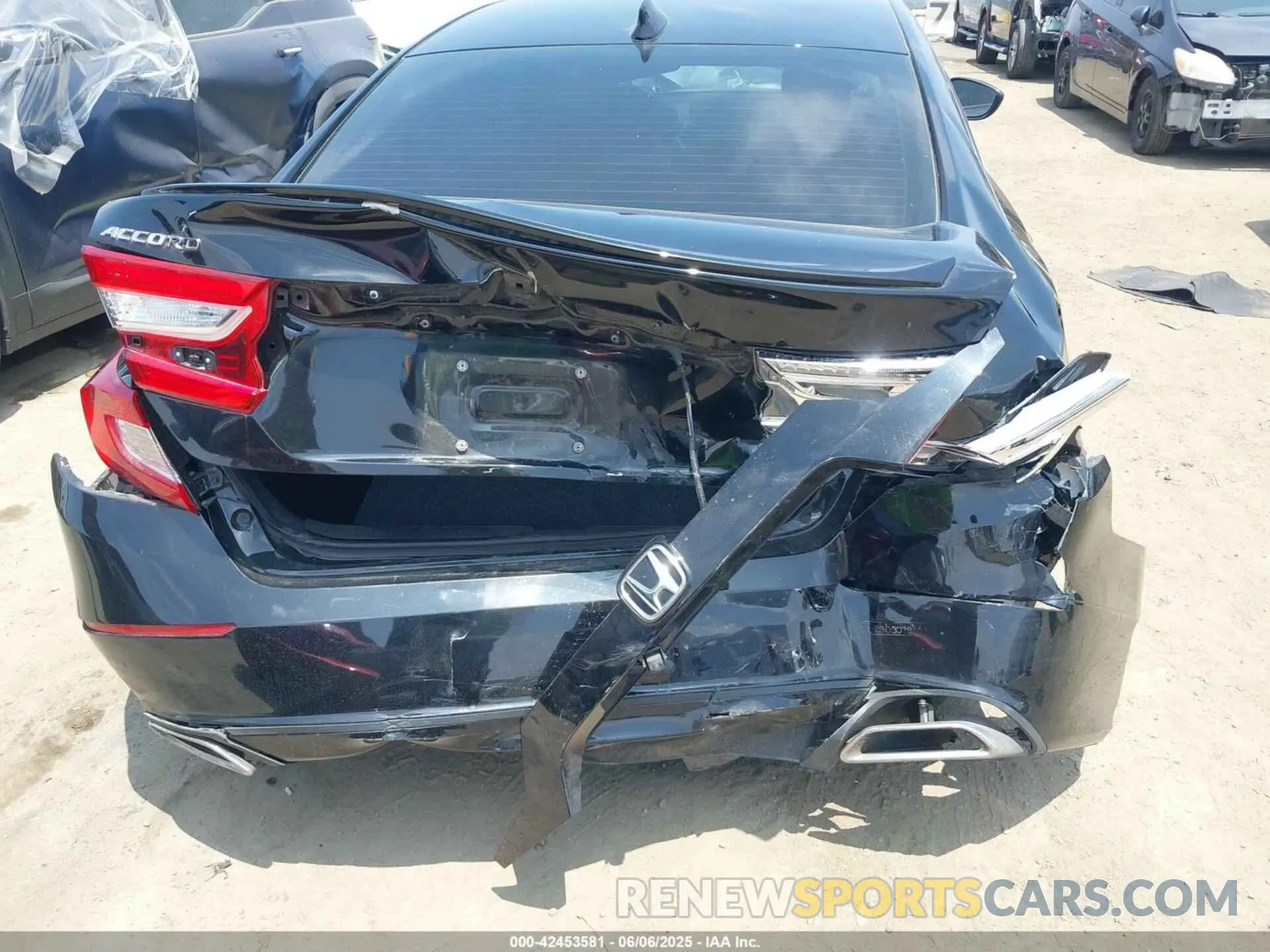 6 Photograph of a damaged car 1HGCV2F30MA014350 HONDA ACCORD 2021