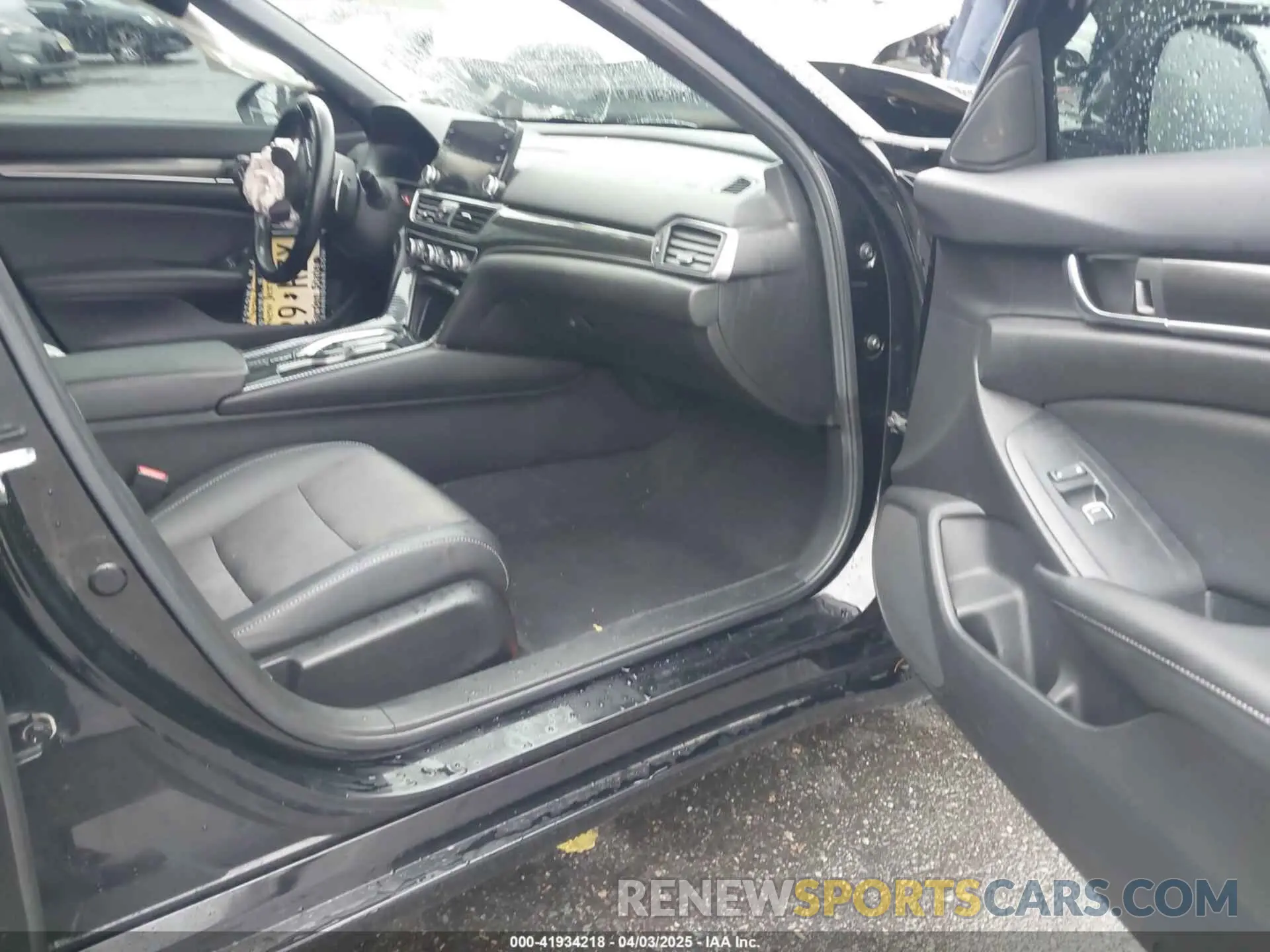 5 Photograph of a damaged car 1HGCV2F33MA002015 HONDA ACCORD 2021