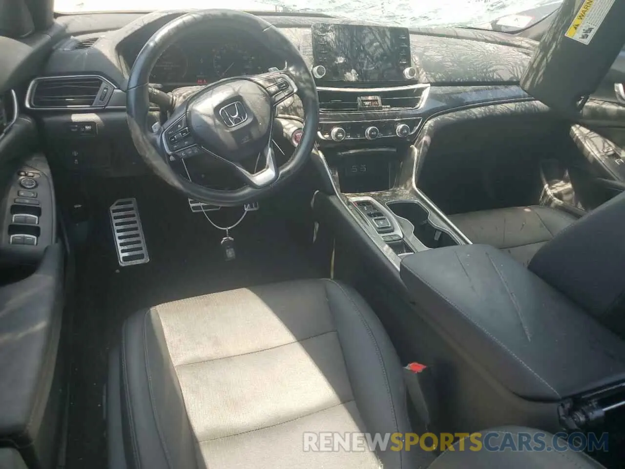 8 Photograph of a damaged car 1HGCV2F33MA015606 HONDA ACCORD 2021
