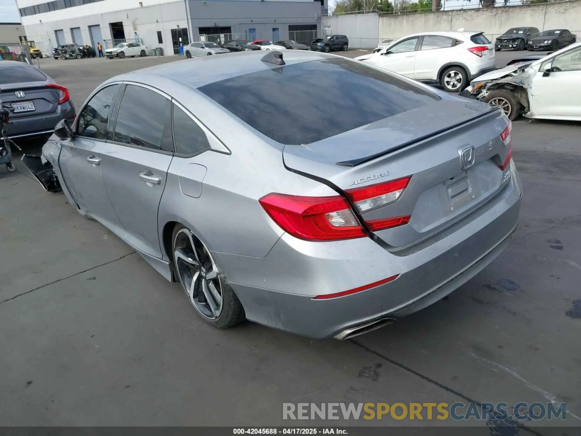 3 Фотография поврежденного автомобиля 1HGCV2F39MA016596 HONDA ACCORD 2021