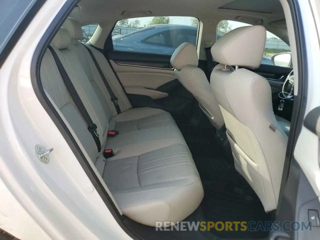 11 Photograph of a damaged car 1HGCV2F96MA017547 HONDA ACCORD 2021