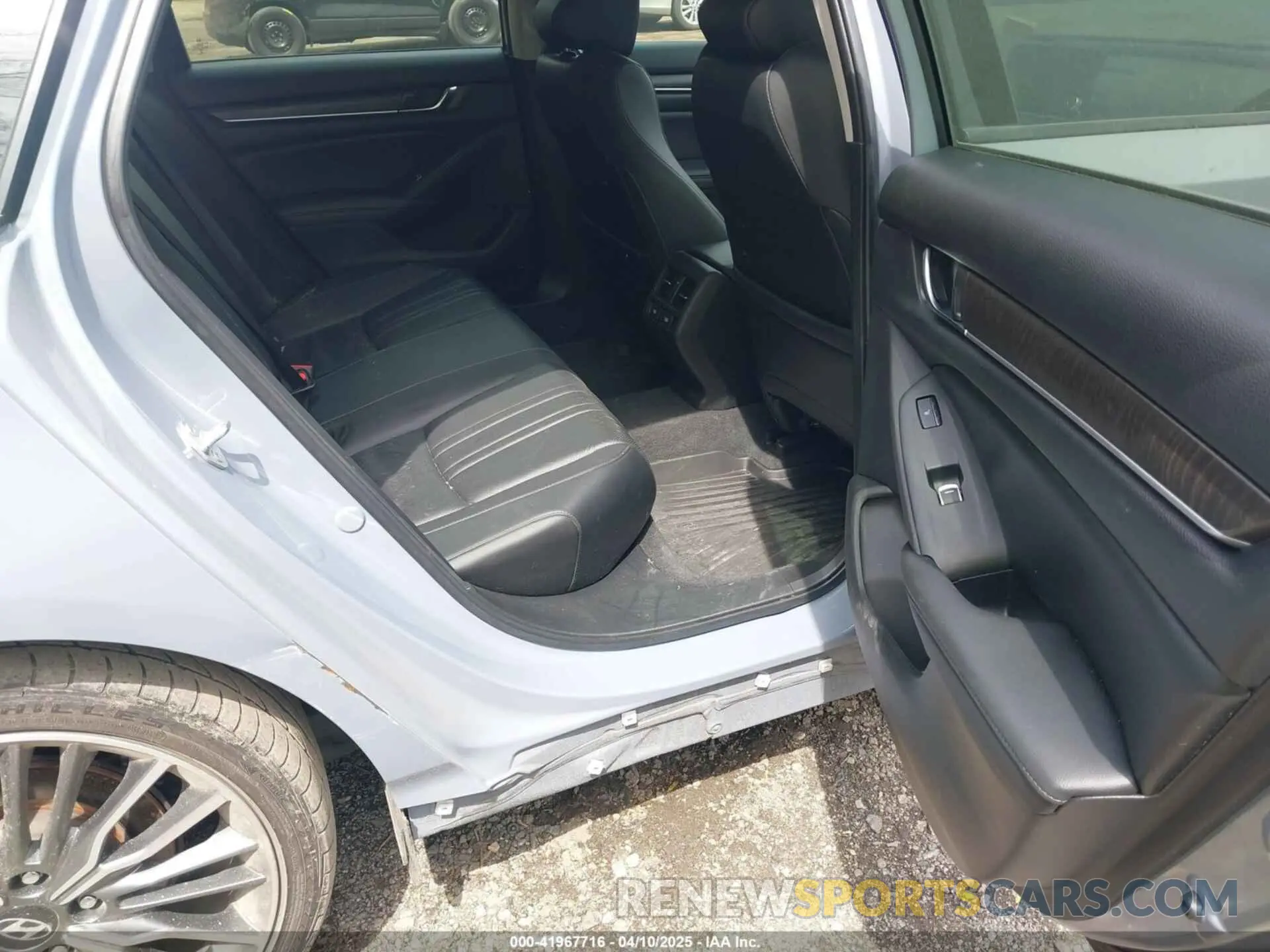 8 Photograph of a damaged car 1HGCV2F97MA031909 HONDA ACCORD 2021