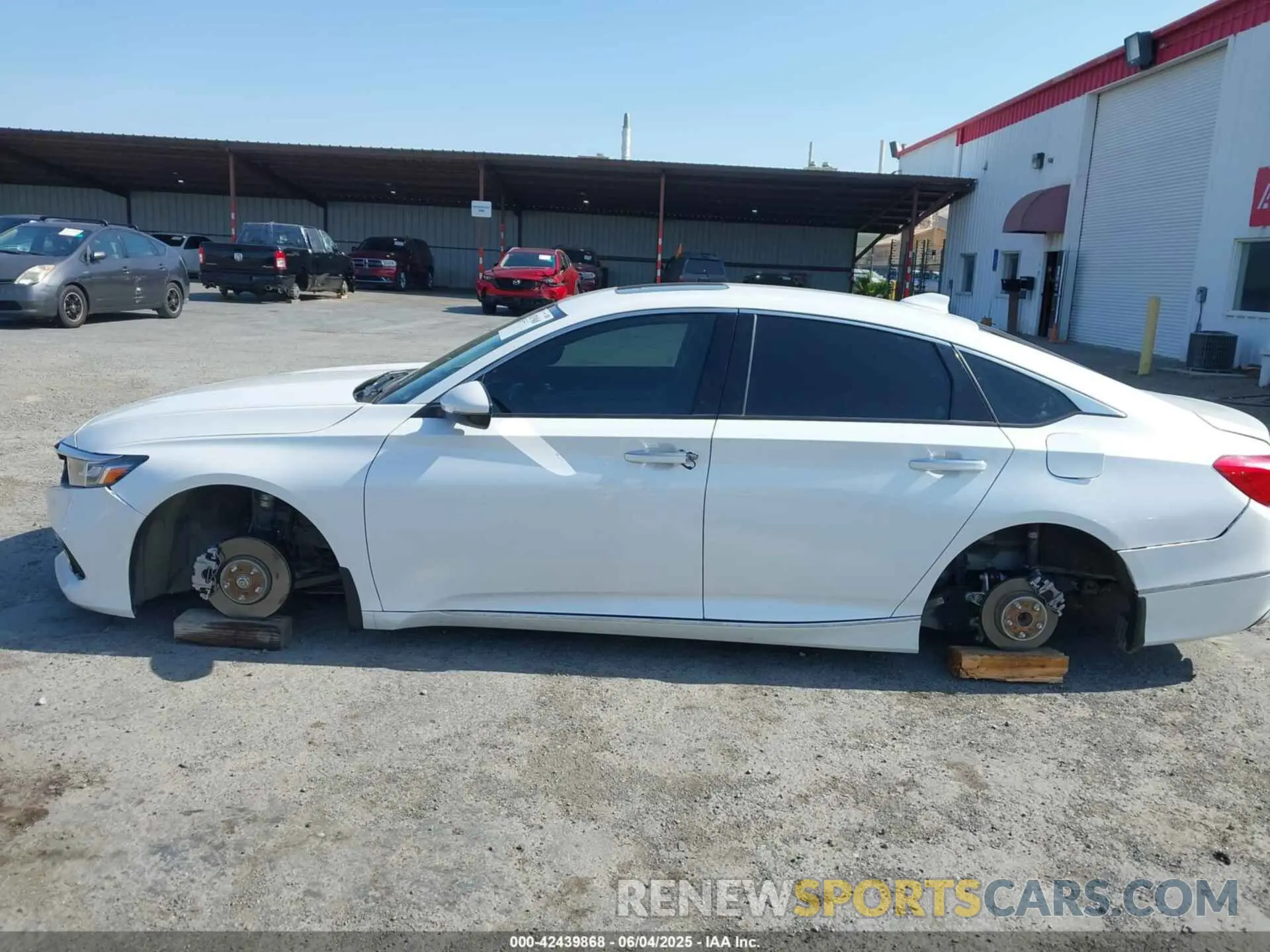 14 Photograph of a damaged car 1HGCV2F98MA021468 HONDA ACCORD 2021