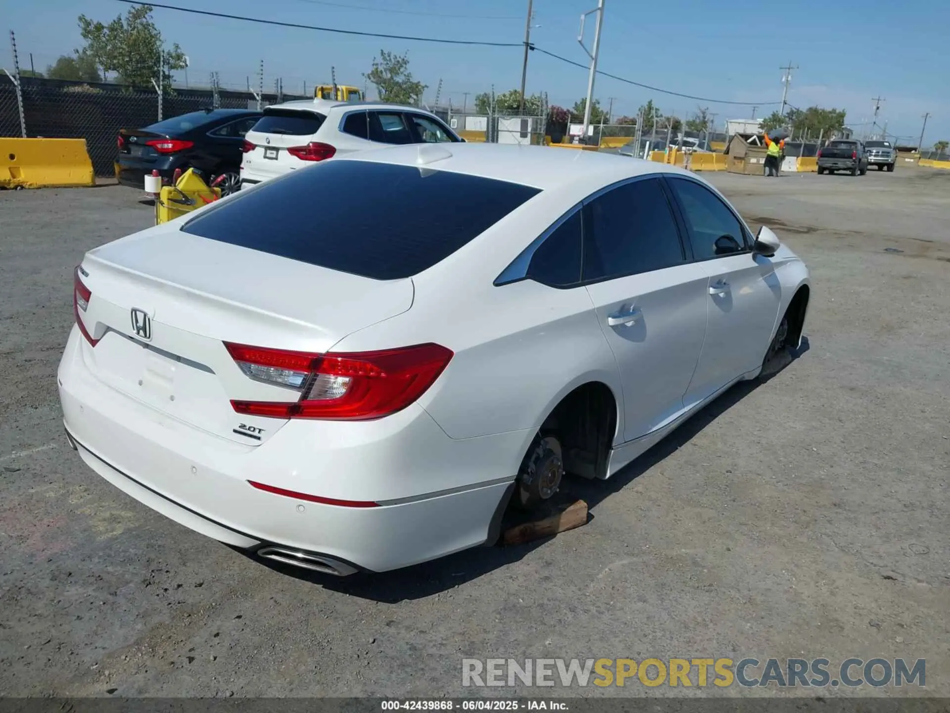 4 Photograph of a damaged car 1HGCV2F98MA021468 HONDA ACCORD 2021