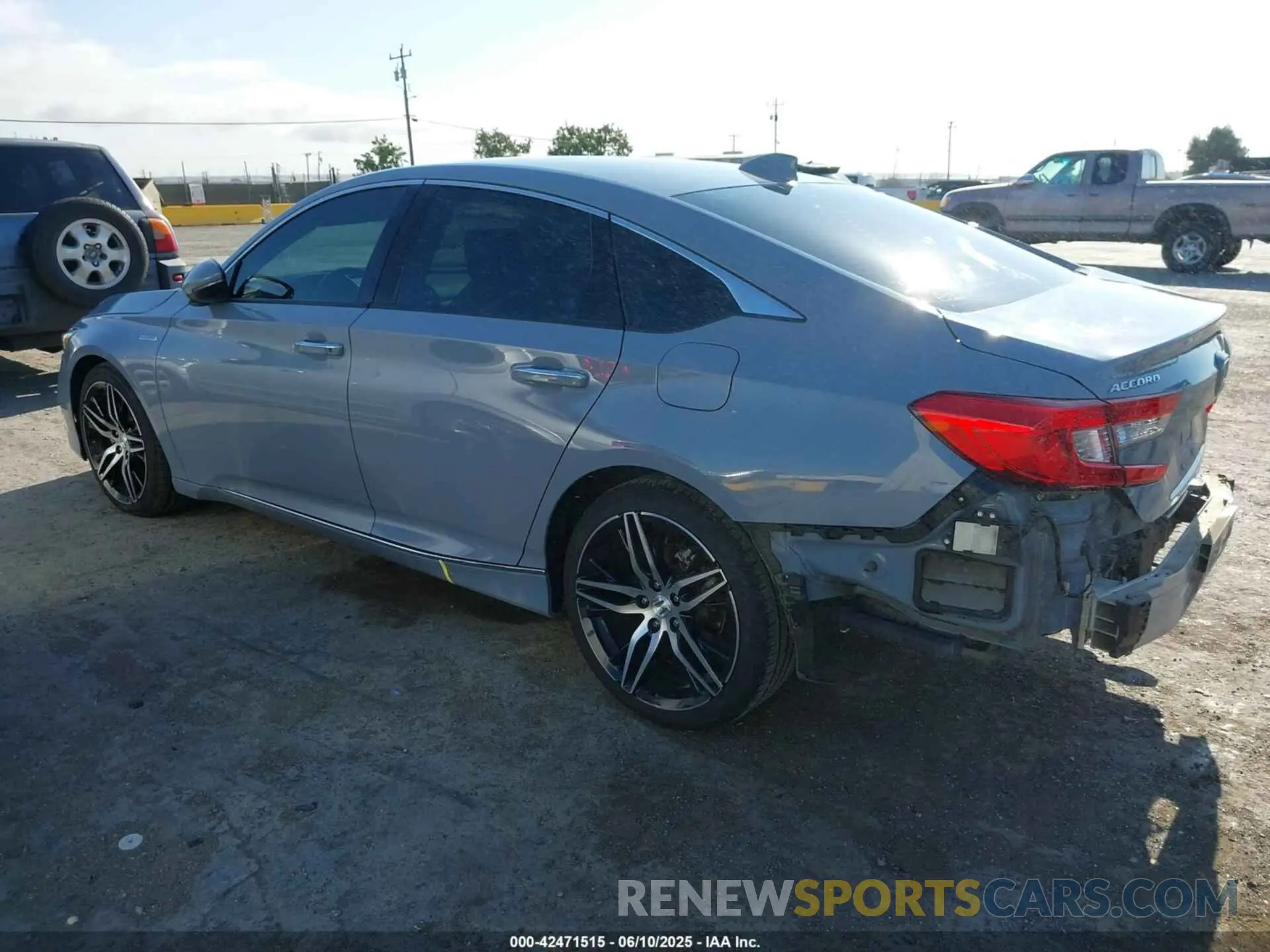 3 Photograph of a damaged car 1HGCV3F92MA005613 HONDA ACCORD 2021