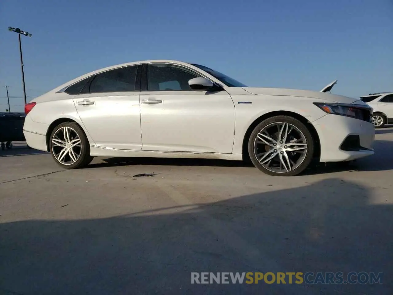 4 Photograph of a damaged car 1HGCV3F97MA003520 HONDA ACCORD 2021