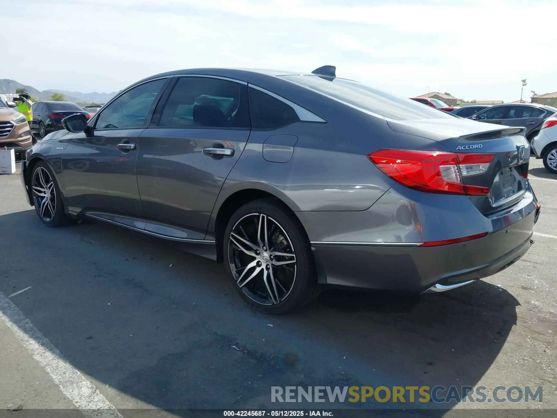 3 Фотография поврежденного автомобиля 1HGCV3F98MA010248 HONDA ACCORD 2021