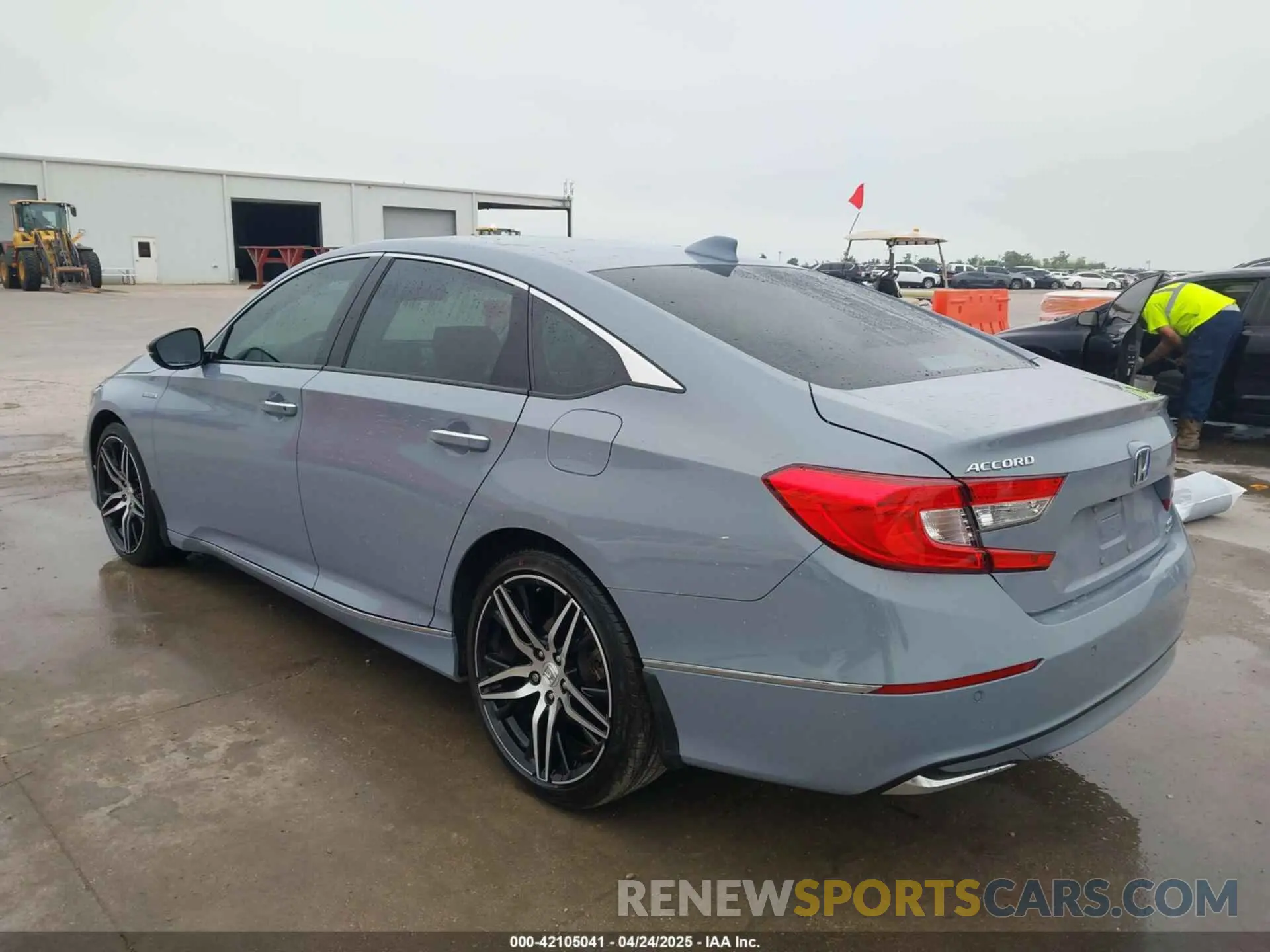 3 Фотография поврежденного автомобиля 1HGCV3F98MA013781 HONDA ACCORD 2021