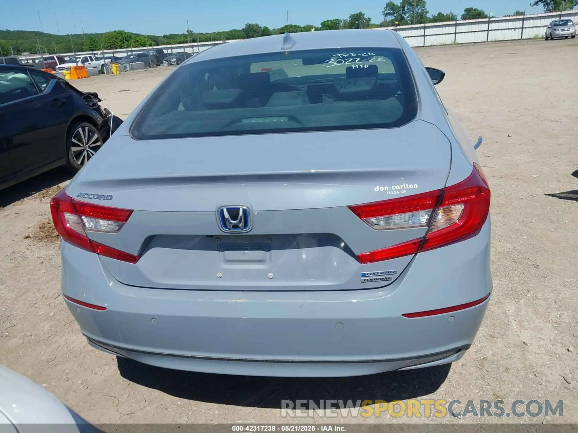 16 Photograph of a damaged car 1HGCV3F99MA012932 HONDA ACCORD 2021