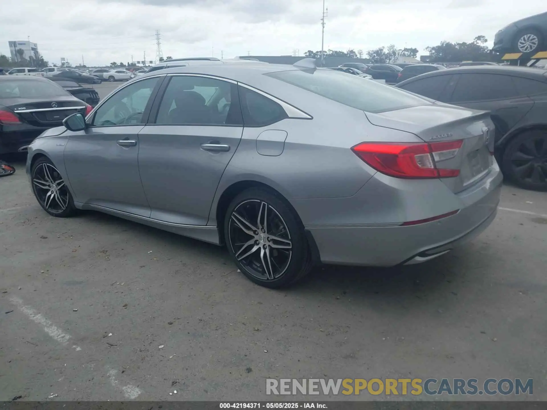 3 Фотография поврежденного автомобиля 1HGCV3F99MA020450 HONDA ACCORD 2021