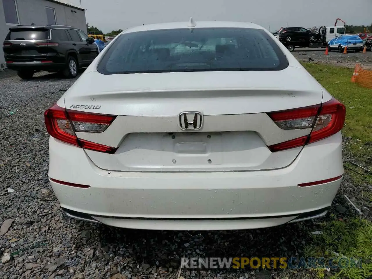 6 Photograph of a damaged car 1HGCV1F12NA038353 HONDA ACCORD 2022