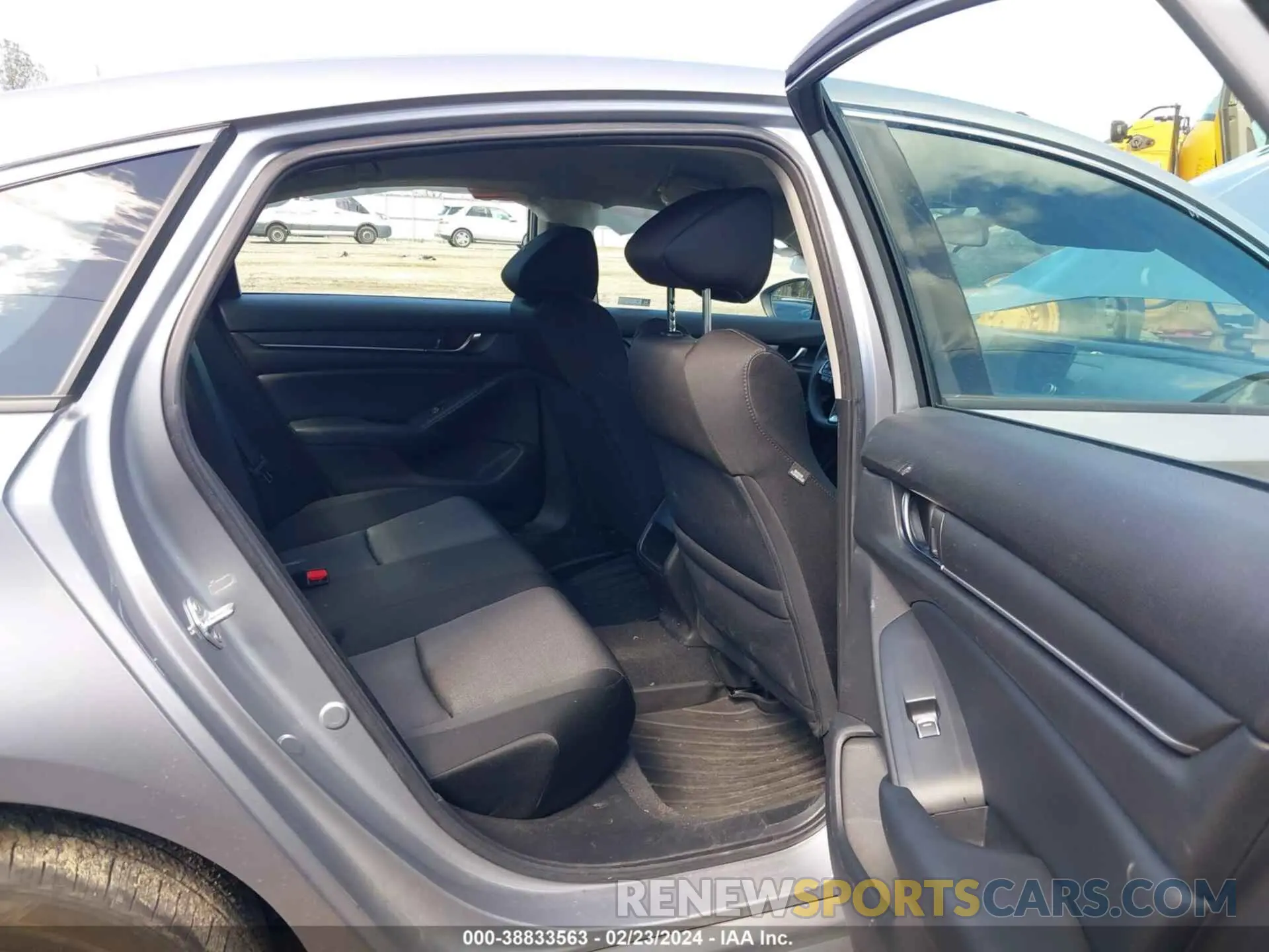 8 Photograph of a damaged car 1HGCV1F16NA045399 HONDA ACCORD 2022