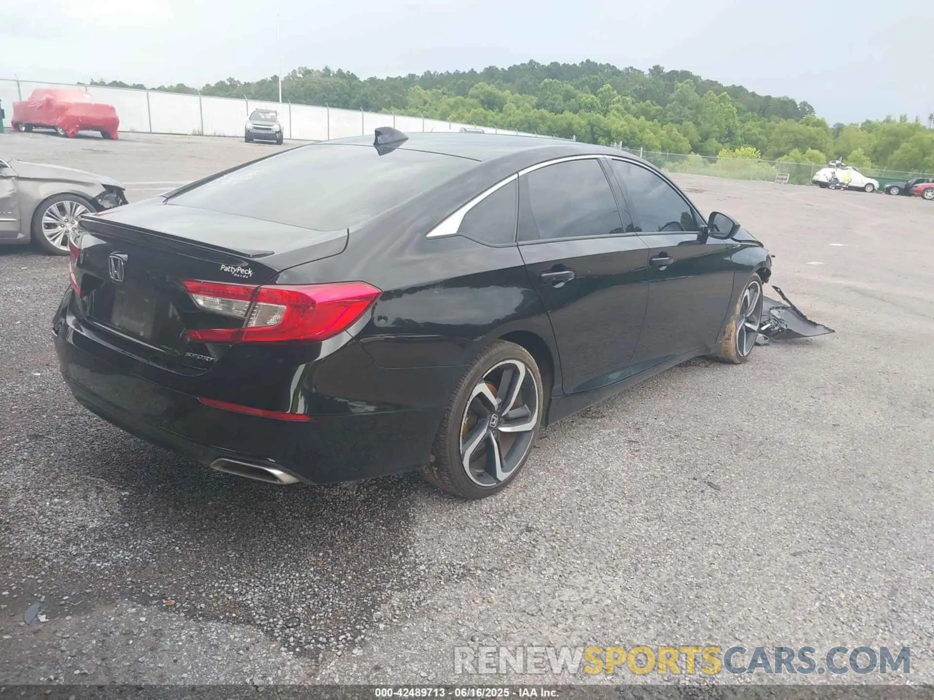 4 Photograph of a damaged car 1HGCV1F30NA037591 HONDA ACCORD 2022