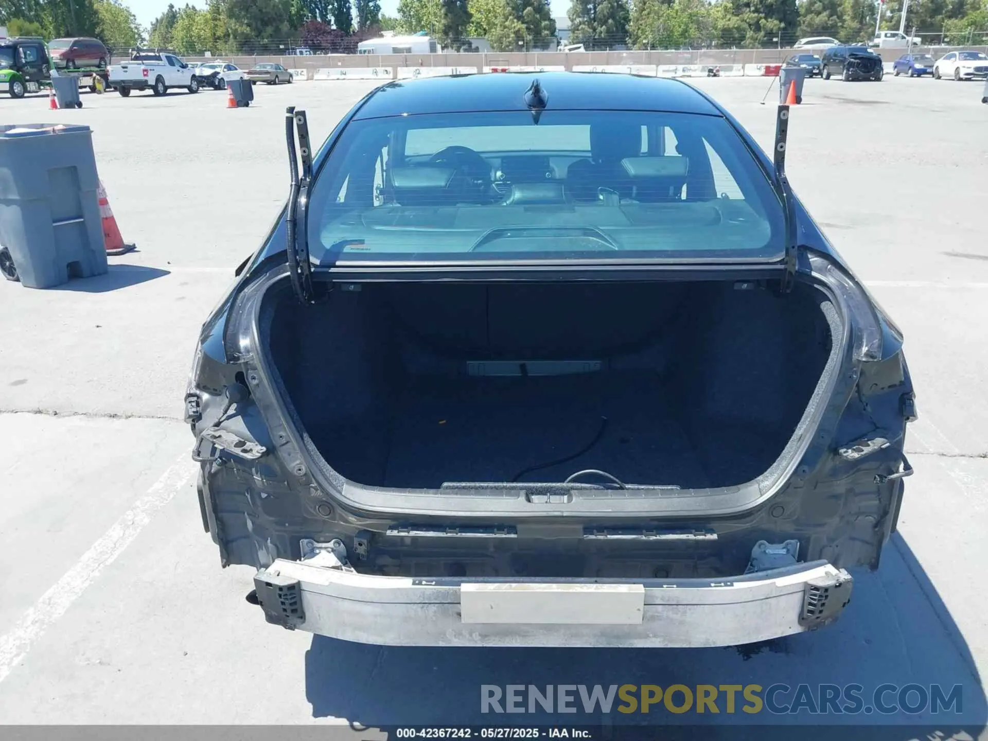 16 Photograph of a damaged car 1HGCV1F30NA063866 HONDA ACCORD 2022