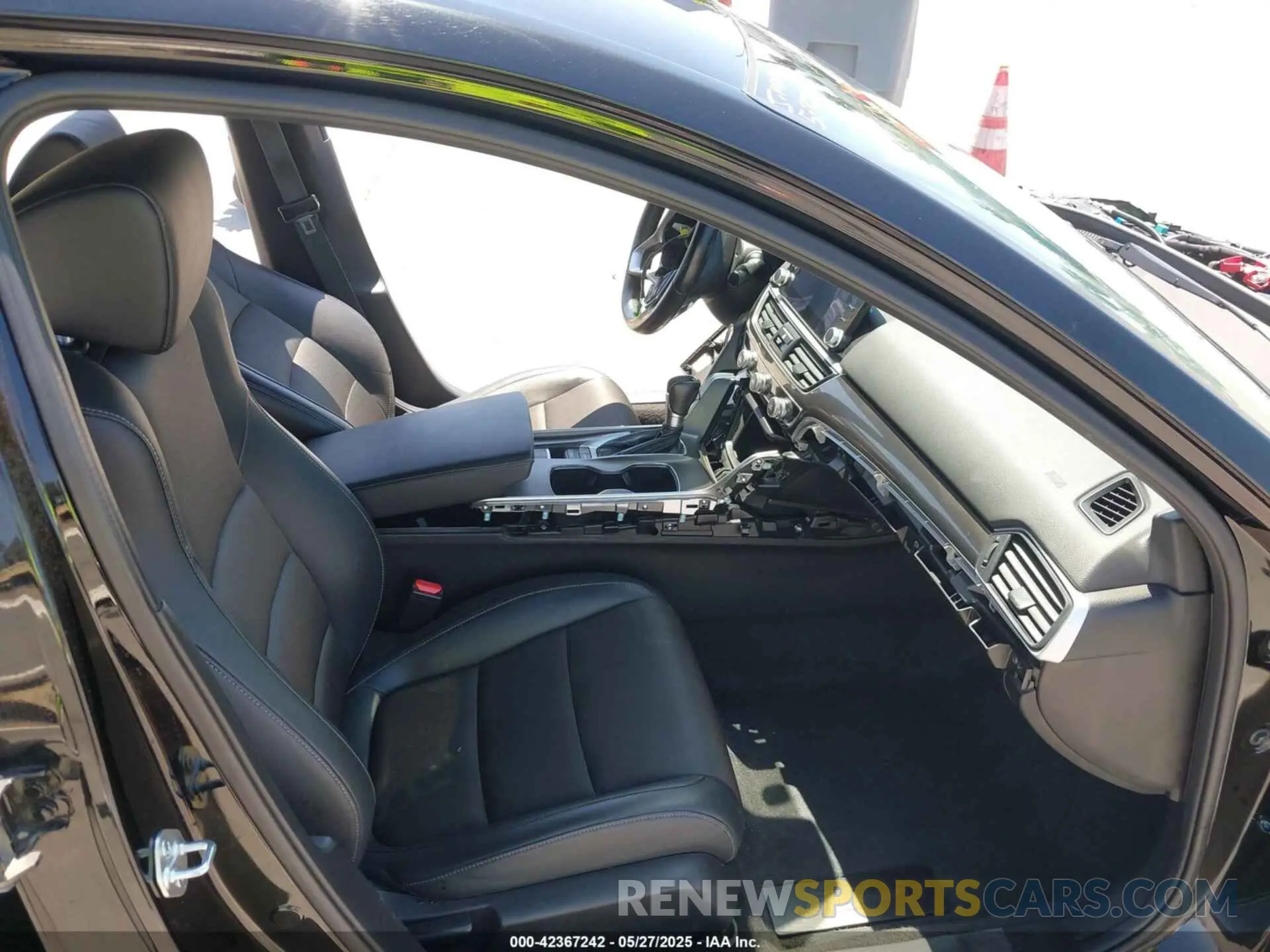 5 Photograph of a damaged car 1HGCV1F30NA063866 HONDA ACCORD 2022