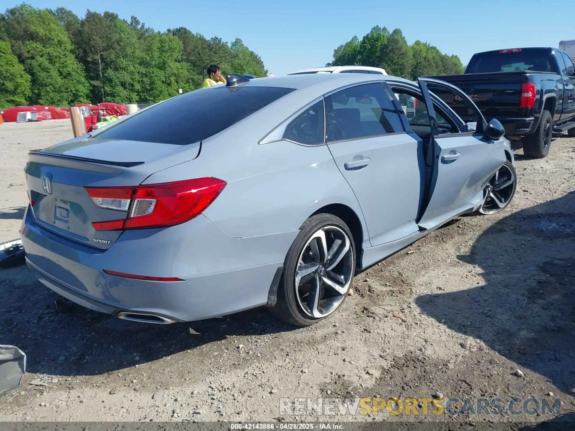 4 Фотография поврежденного автомобиля 1HGCV1F30NA083079 HONDA ACCORD 2022