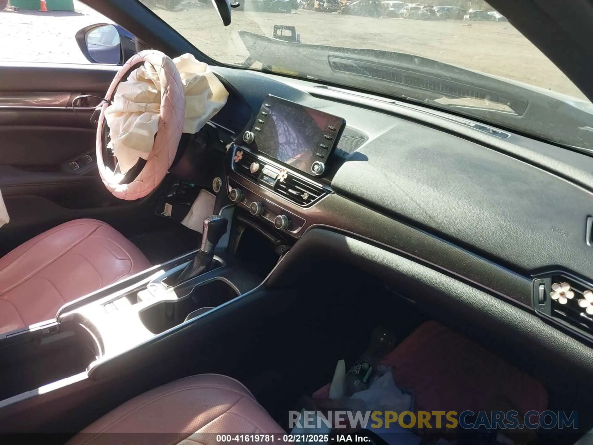5 Photograph of a damaged car 1HGCV1F30NA108921 HONDA ACCORD 2022