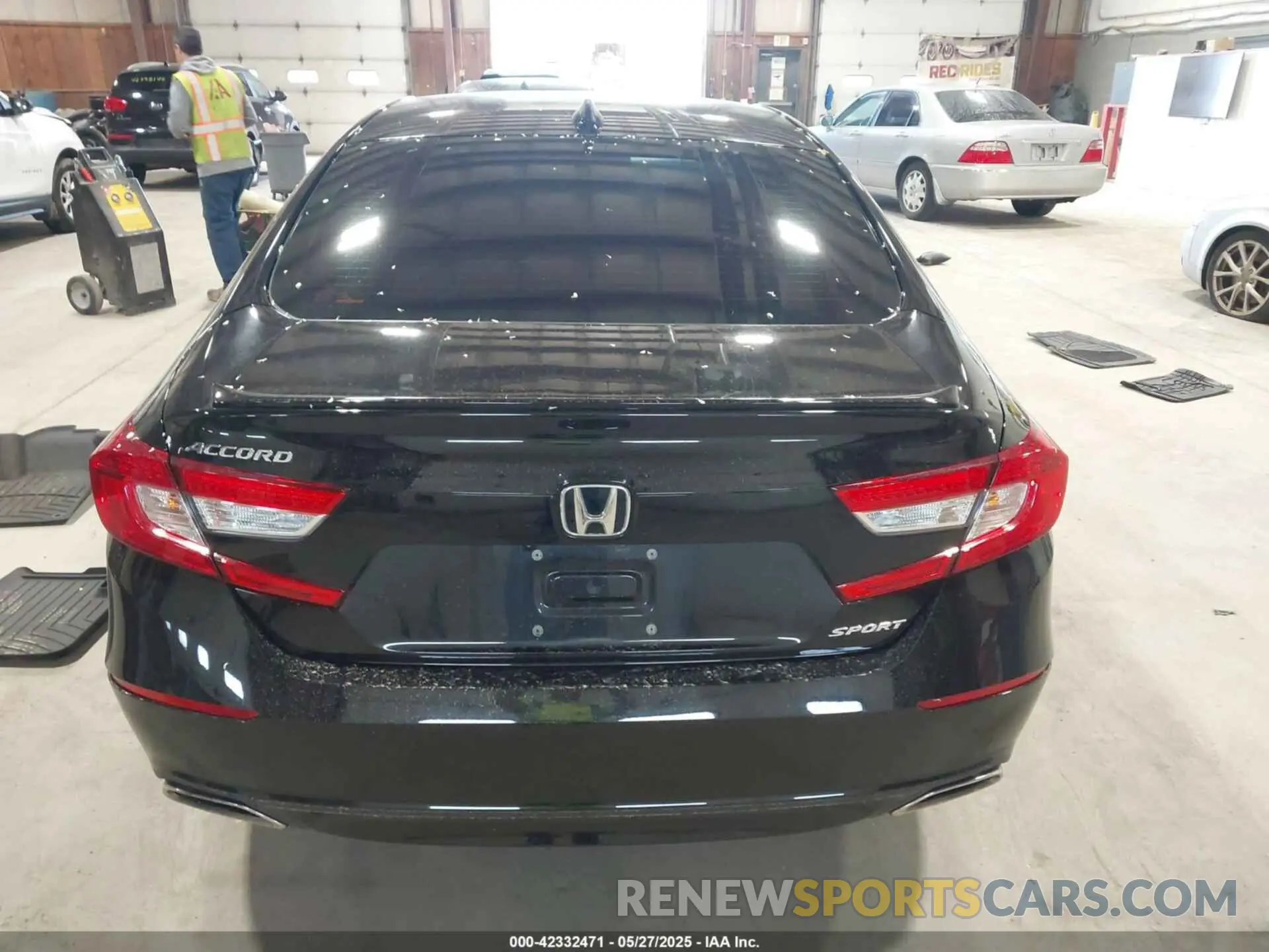 16 Photograph of a damaged car 1HGCV1F30NA114282 HONDA ACCORD 2022