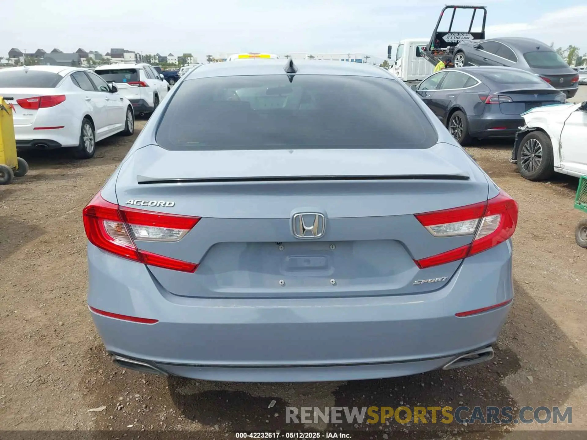16 Photograph of a damaged car 1HGCV1F31NA018743 HONDA ACCORD 2022