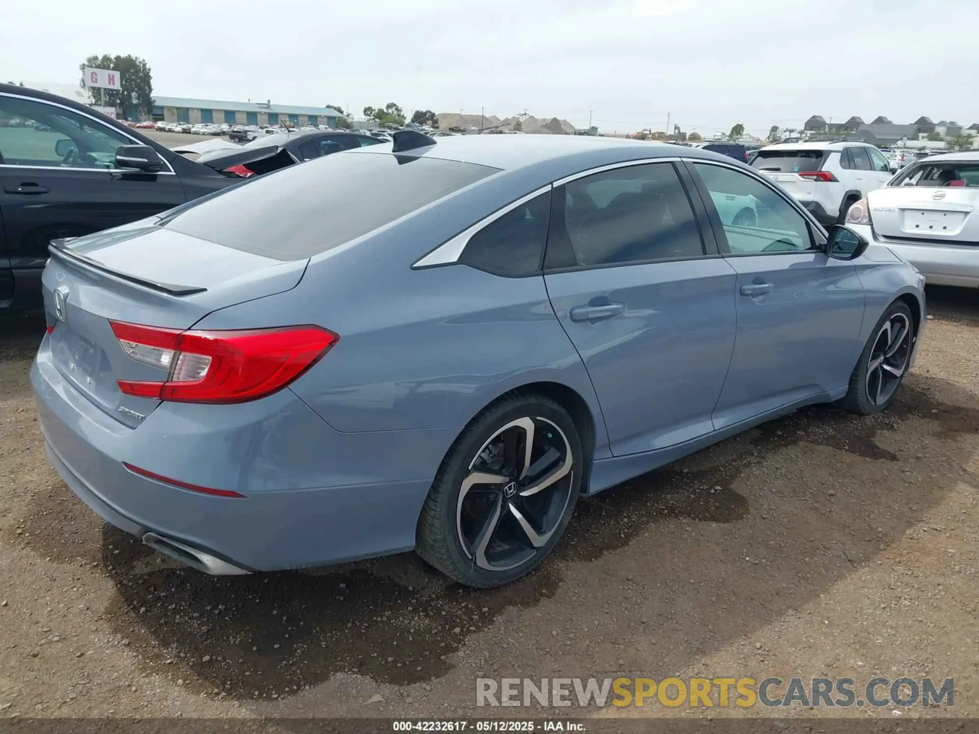 4 Photograph of a damaged car 1HGCV1F31NA018743 HONDA ACCORD 2022