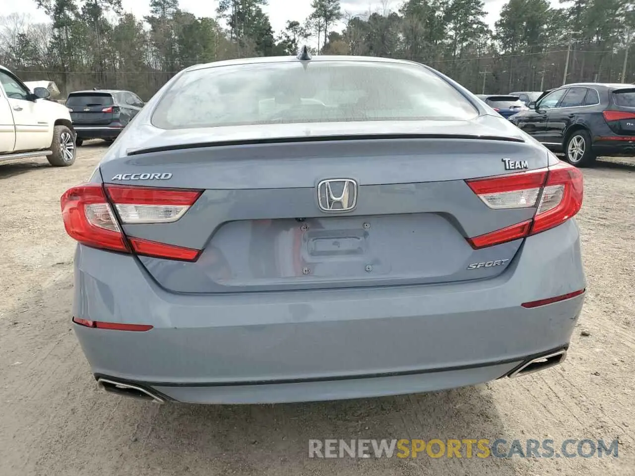 6 Photograph of a damaged car 1HGCV1F31NA041813 HONDA ACCORD 2022
