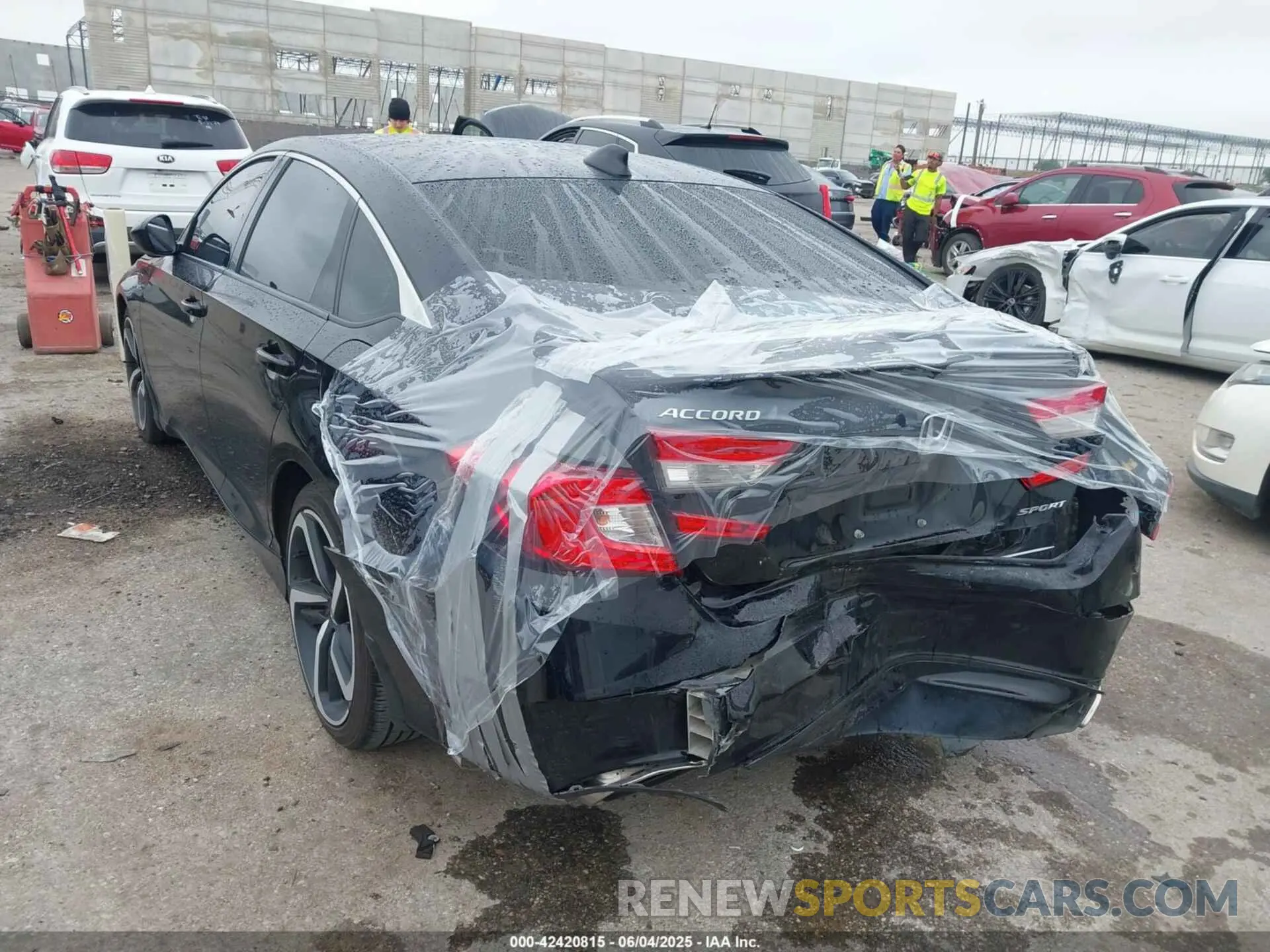 6 Photograph of a damaged car 1HGCV1F31NA085004 HONDA ACCORD 2022