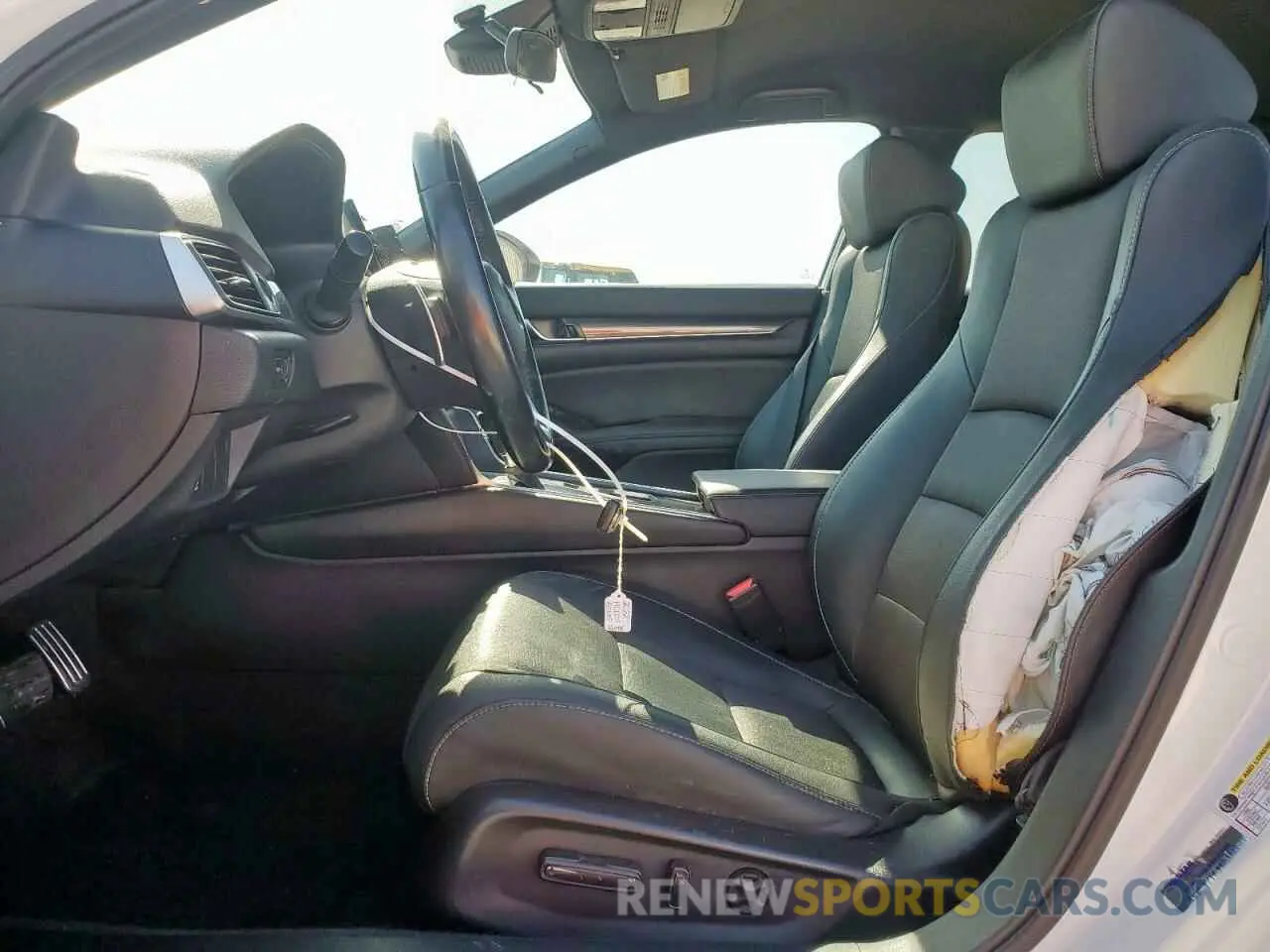 7 Photograph of a damaged car 1HGCV1F32NA002941 HONDA ACCORD 2022