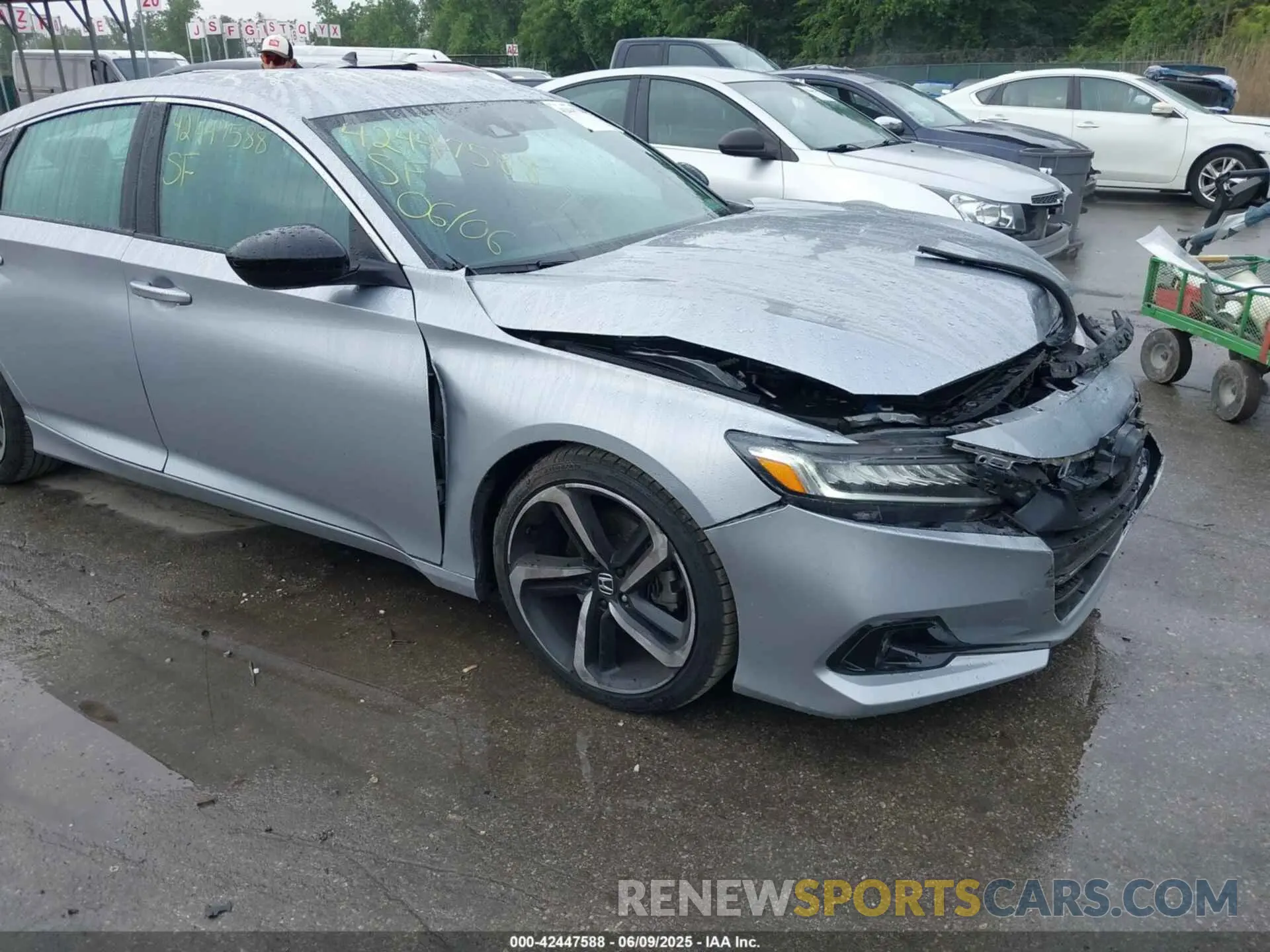 18 Photograph of a damaged car 1HGCV1F32NA012613 HONDA ACCORD 2022